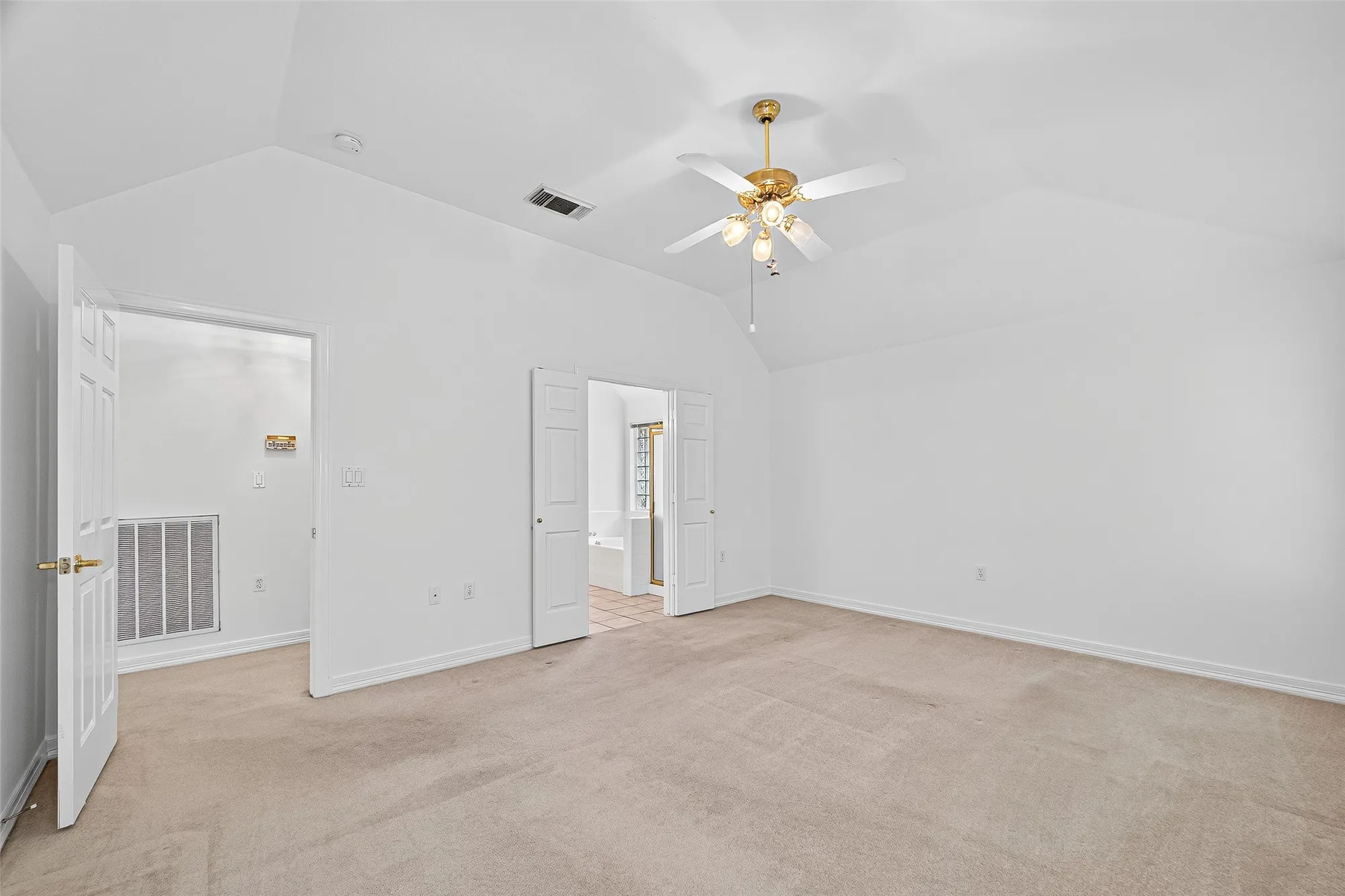 Property Slideshow image 36 of 46 | 3943 e peach hollow cir, Pearland, TX, 77584