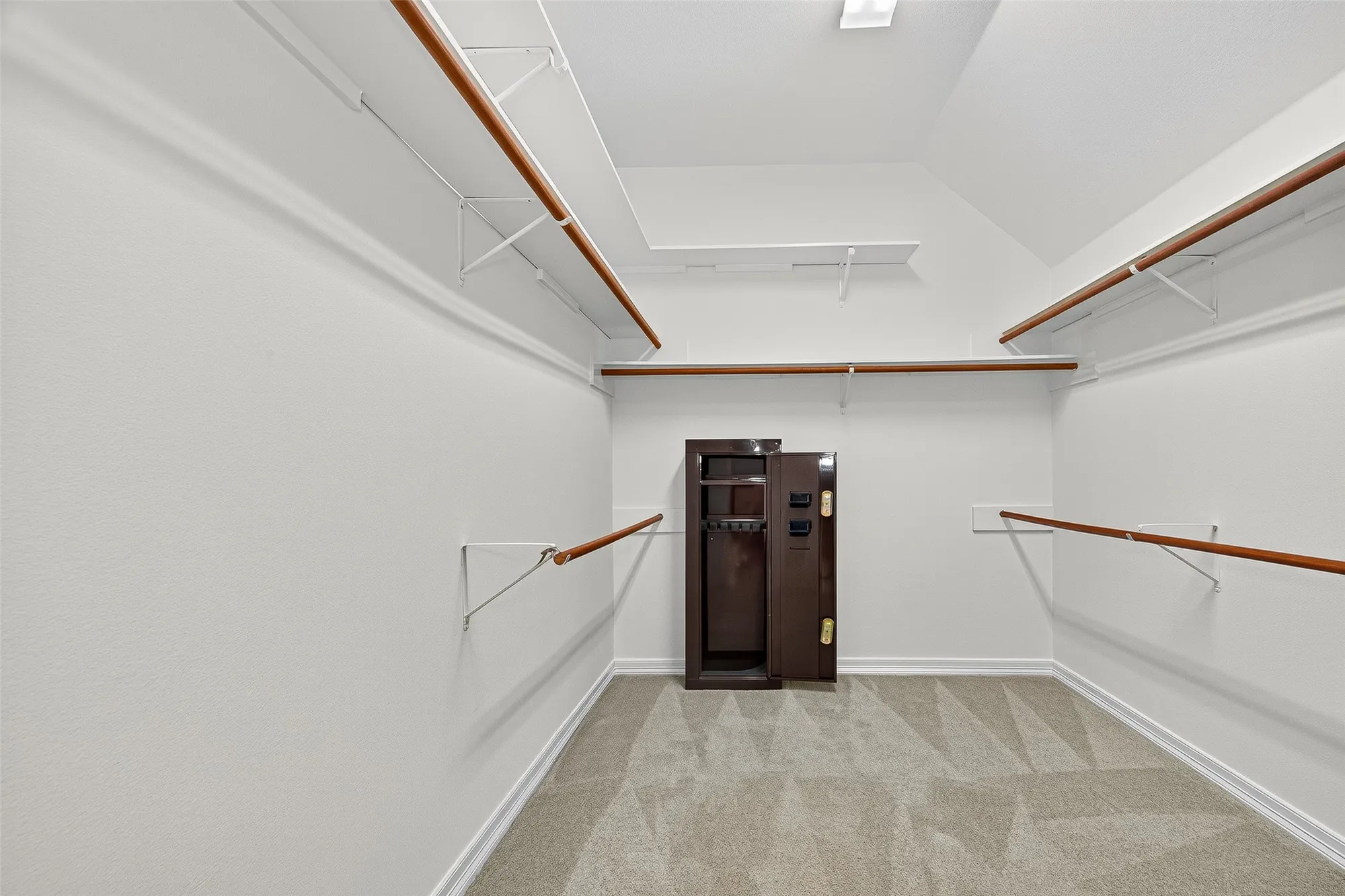 Property Slideshow image 41 of 46 | 3943 e peach hollow cir, Pearland, TX, 77584