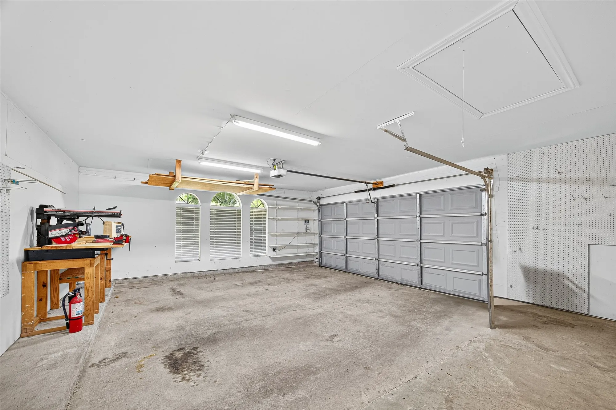 Property Slideshow image 42 of 46 | 3943 e peach hollow cir, Pearland, TX, 77584