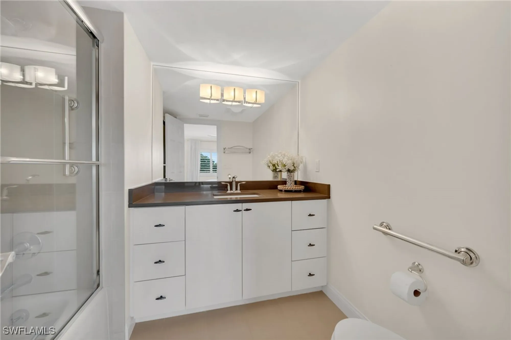 Property Slideshow image 15 of 24 | 3401 gulf shore blvd n apt 205, Naples, FL, 34103