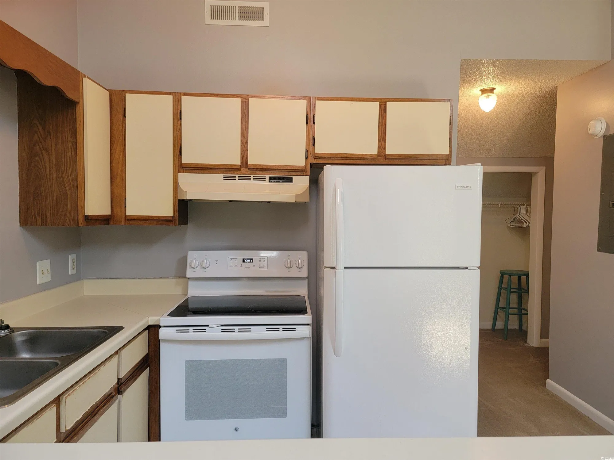 Property Slideshow image 6 of 17 | 500 fairway village dr n-9, Myrtle Beach, SC, 29588