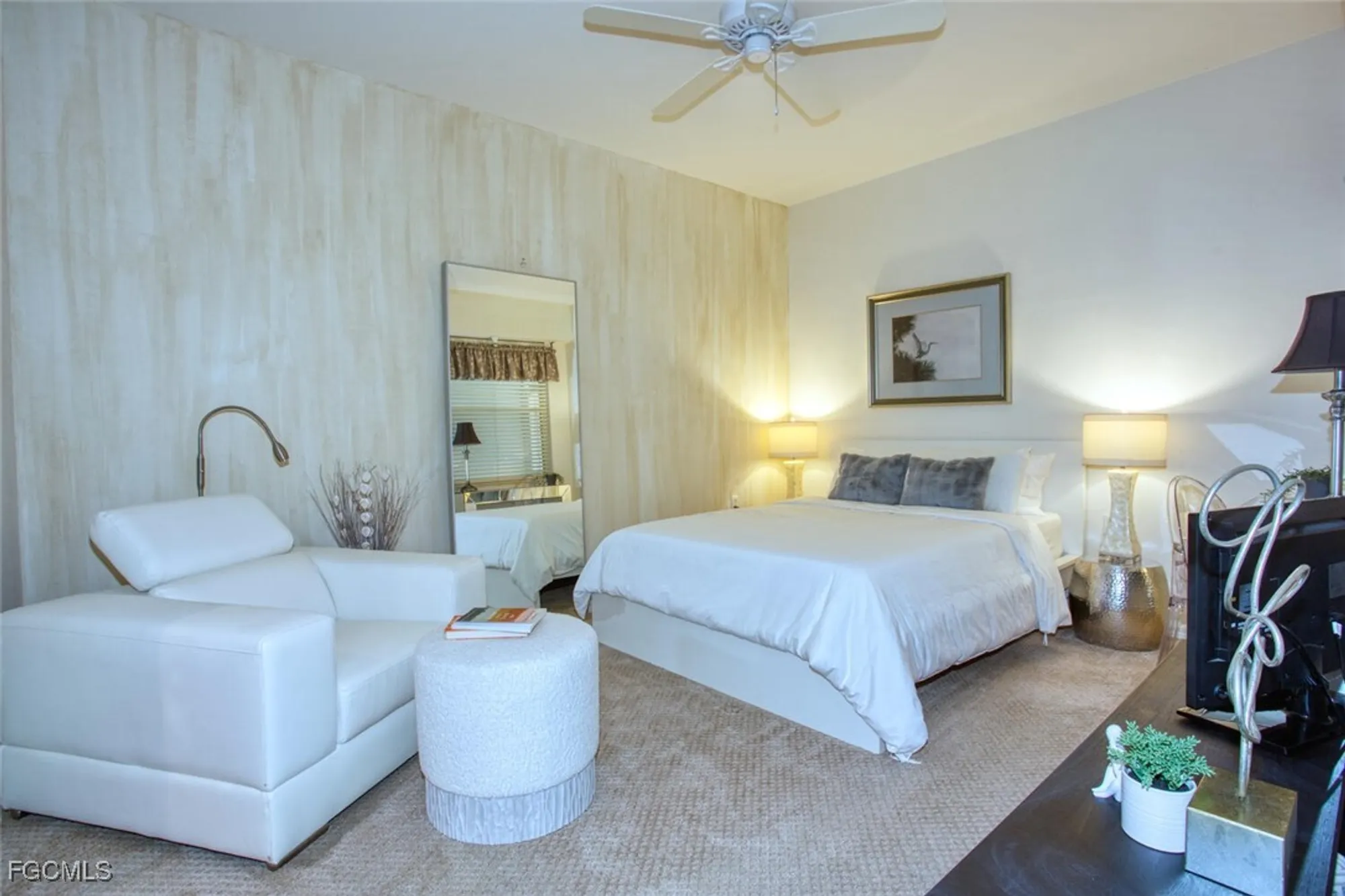 Property Slideshow image 15 of 20 | 10480 washingtonia palm way 1126, Fort Myers, FL, 33966