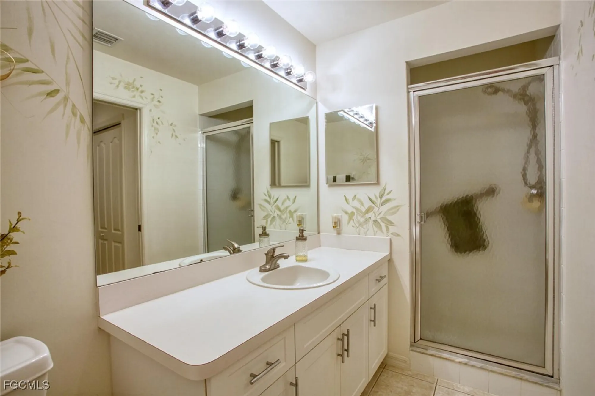 Property Slideshow image 17 of 20 | 10480 washingtonia palm way 1126, Fort Myers, FL, 33966