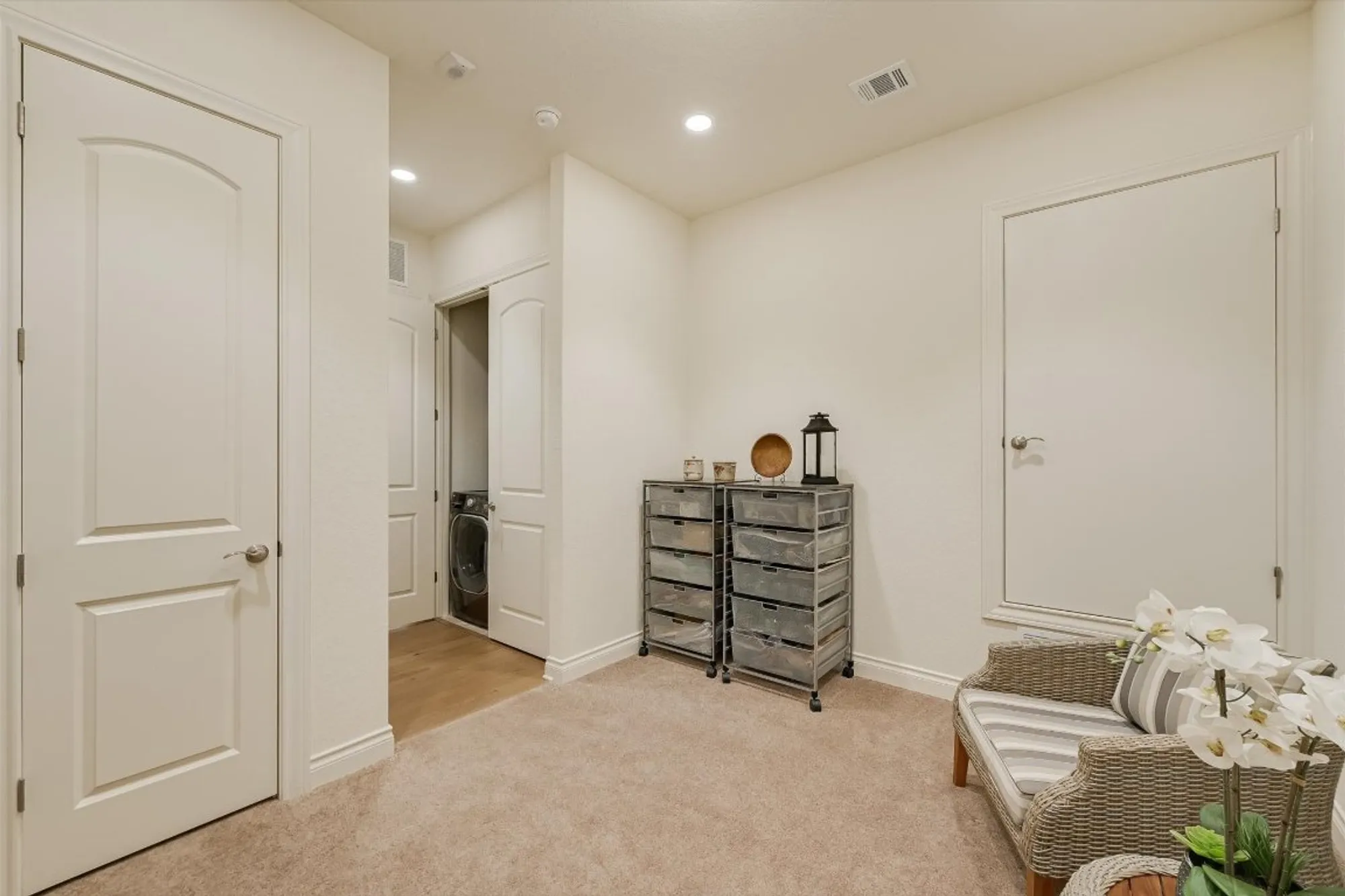 Property Slideshow image 14 of 31 | 102 bella toscana ave unit 1205, Lakeway, TX, 78734