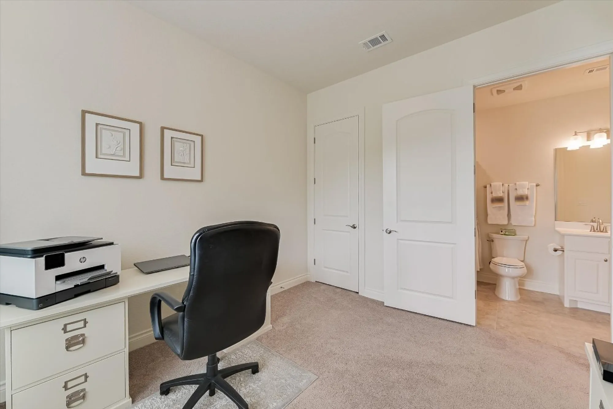 Property Slideshow image 11 of 31 | 102 bella toscana ave unit 1205, Lakeway, TX, 78734