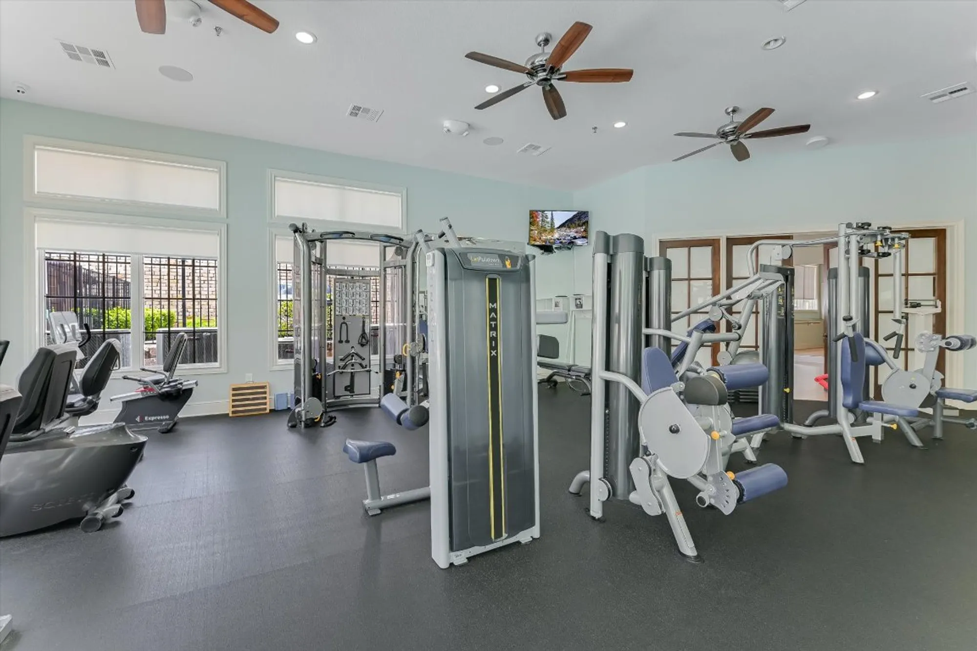 Property Slideshow image 20 of 31 | 102 bella toscana ave unit 1205, Lakeway, TX, 78734