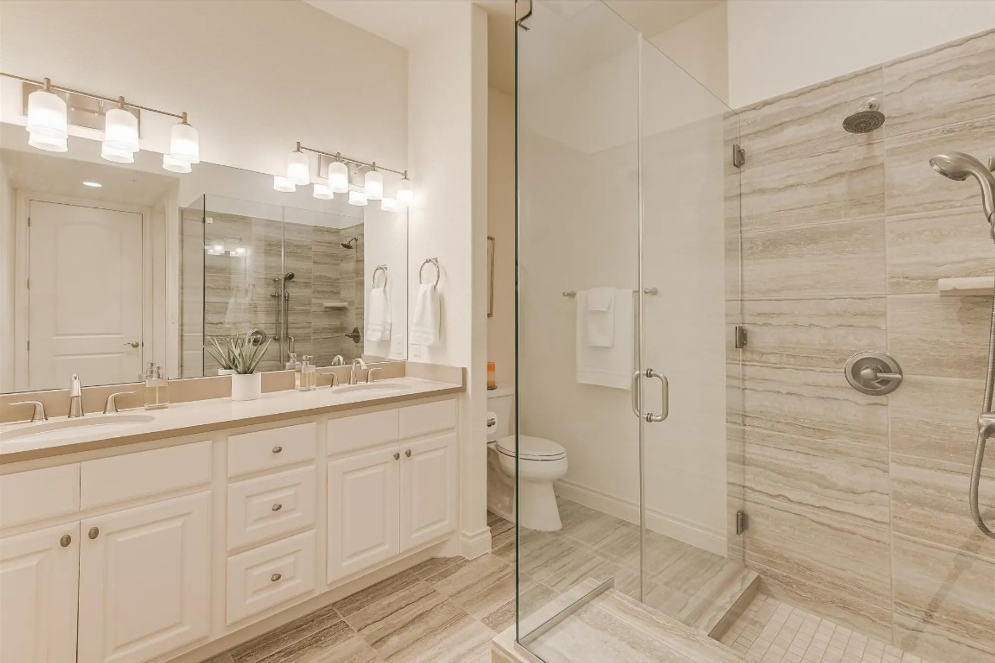 Property Slideshow image 9 of 31 | 102 bella toscana ave unit 1205, Lakeway, TX, 78734