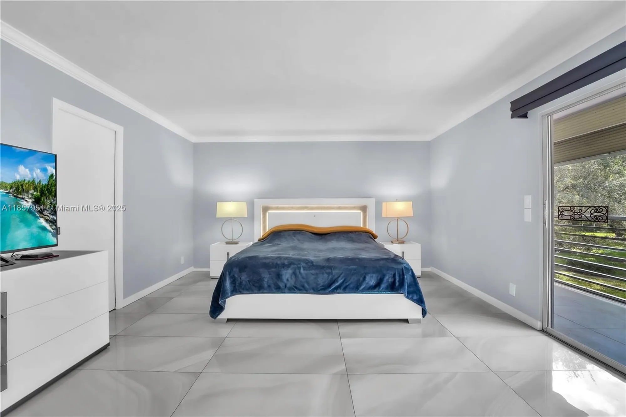 Property Slideshow image 10 of 26 | 2301 lucaya ln g2, Coconut Creek, FL, 33066