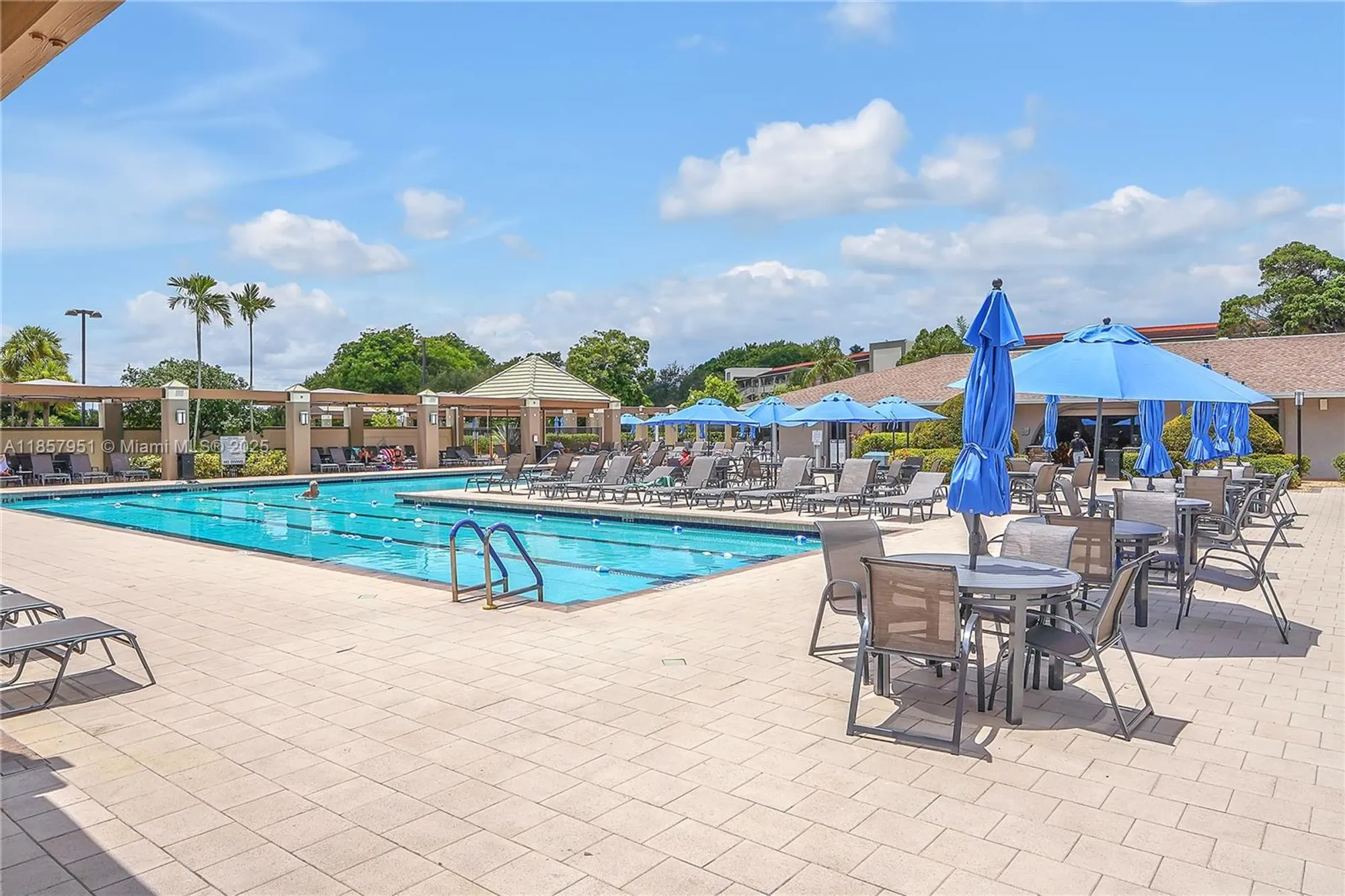 Property Slideshow image 20 of 26 | 2301 lucaya ln g2, Coconut Creek, FL, 33066