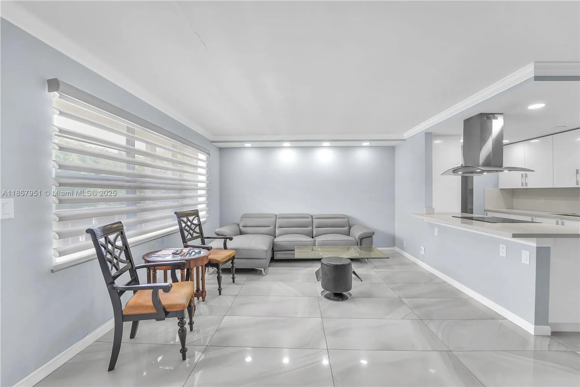 Property Slideshow image 3 of 26 | 2301 lucaya ln g2, Coconut Creek, FL, 33066