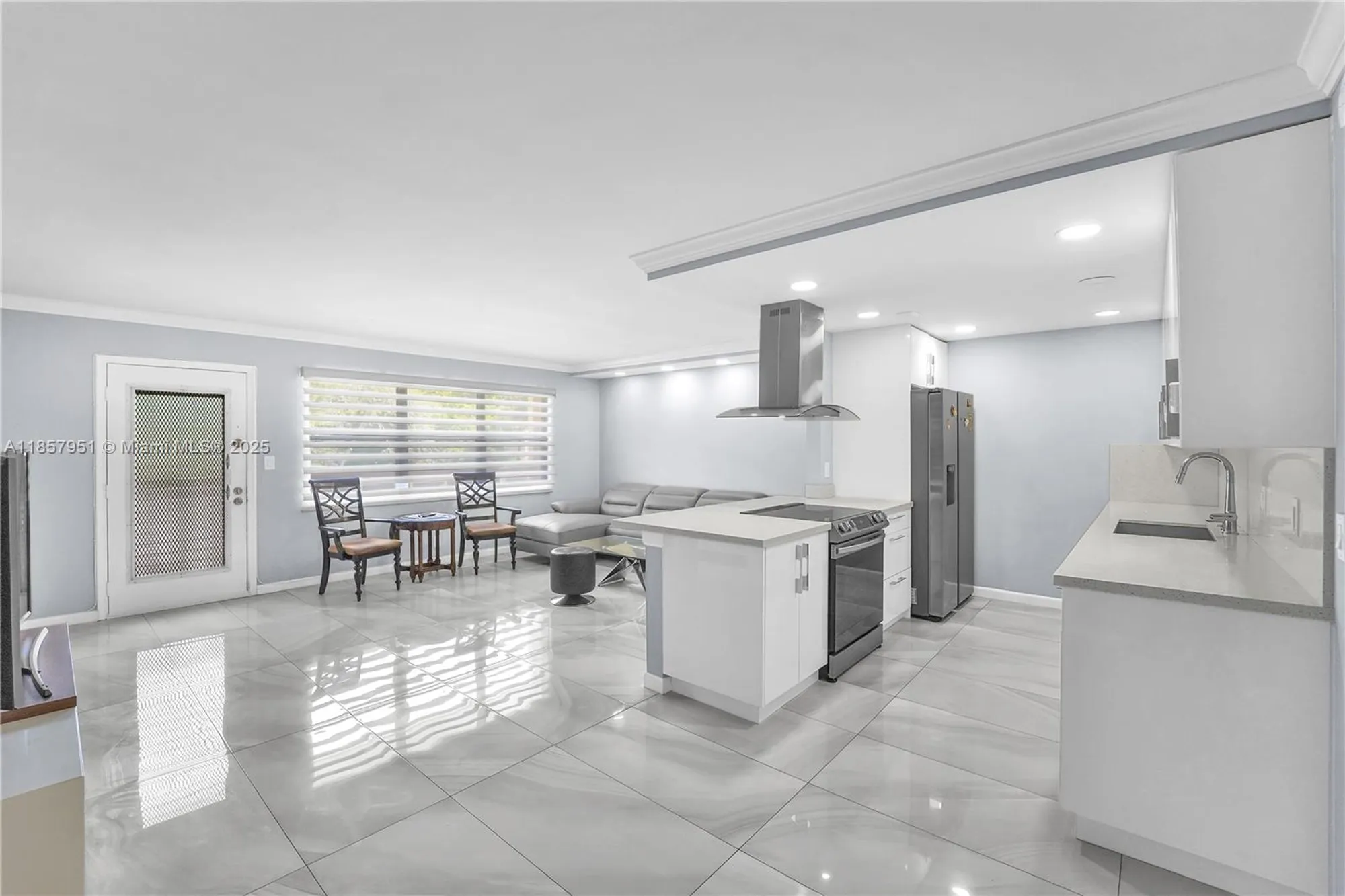 Property Slideshow image 7 of 26 | 2301 lucaya ln g2, Coconut Creek, FL, 33066