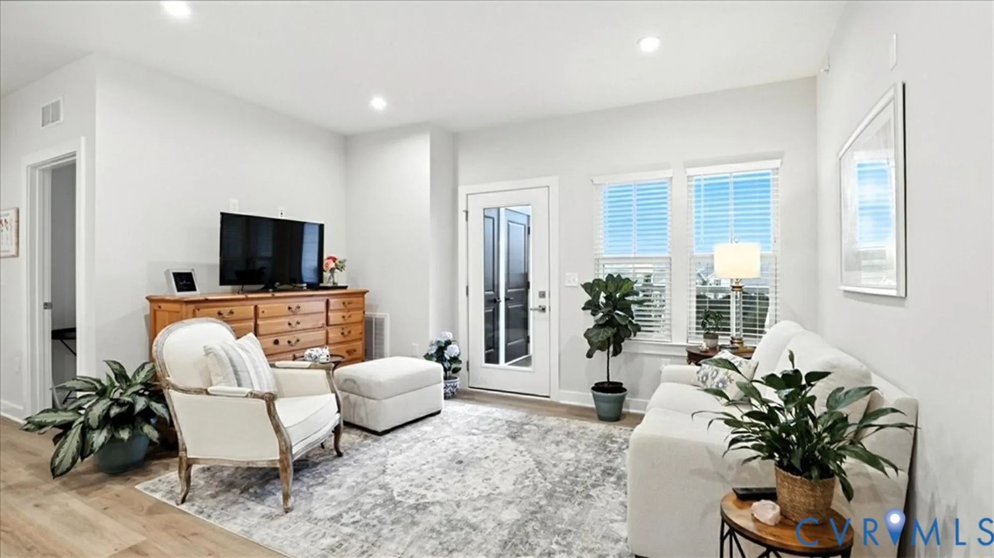 Property Slideshow image 23 of 50 | 6615 citory way unit 301, Moseley, VA, 23120