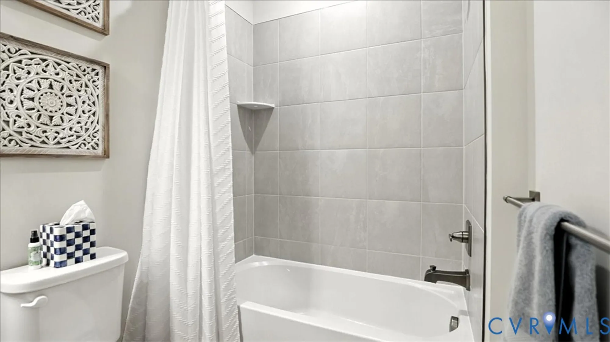 Property Slideshow image 38 of 50 | 6615 citory way unit 301, Moseley, VA, 23120