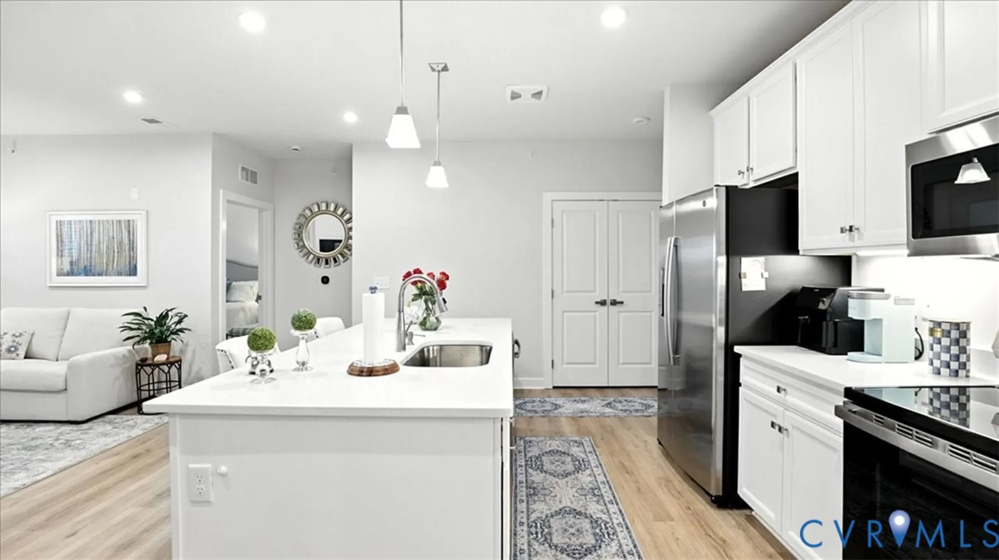 Property Slideshow image 8 of 50 | 6615 citory way unit 301, Moseley, VA, 23120