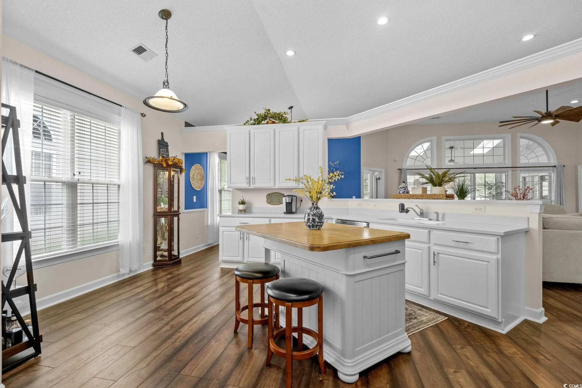 Property Slideshow image 14 of 40 | 1173 n blackmoor dr, Murrells Inlet, SC, 29576
