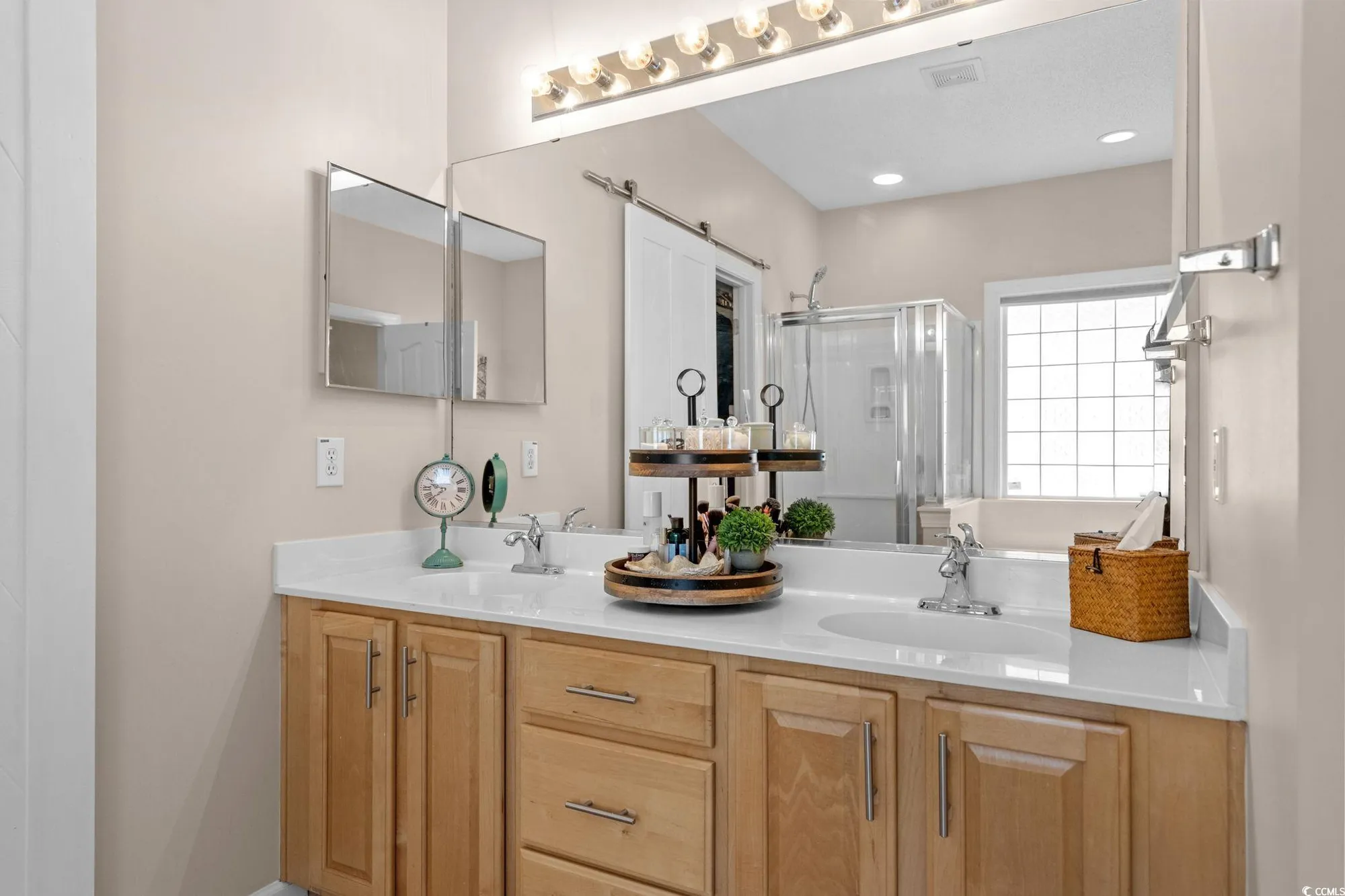 Property Slideshow image 24 of 40 | 1173 n blackmoor dr, Murrells Inlet, SC, 29576