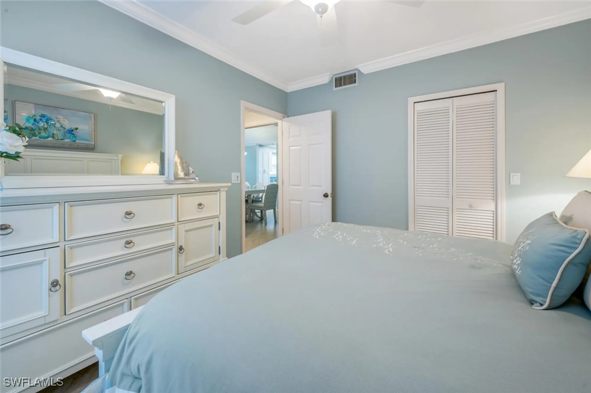 Property Slideshow image 22 of 50 | 26901 wedgewood dr 101, Bonita Springs, FL, 34134