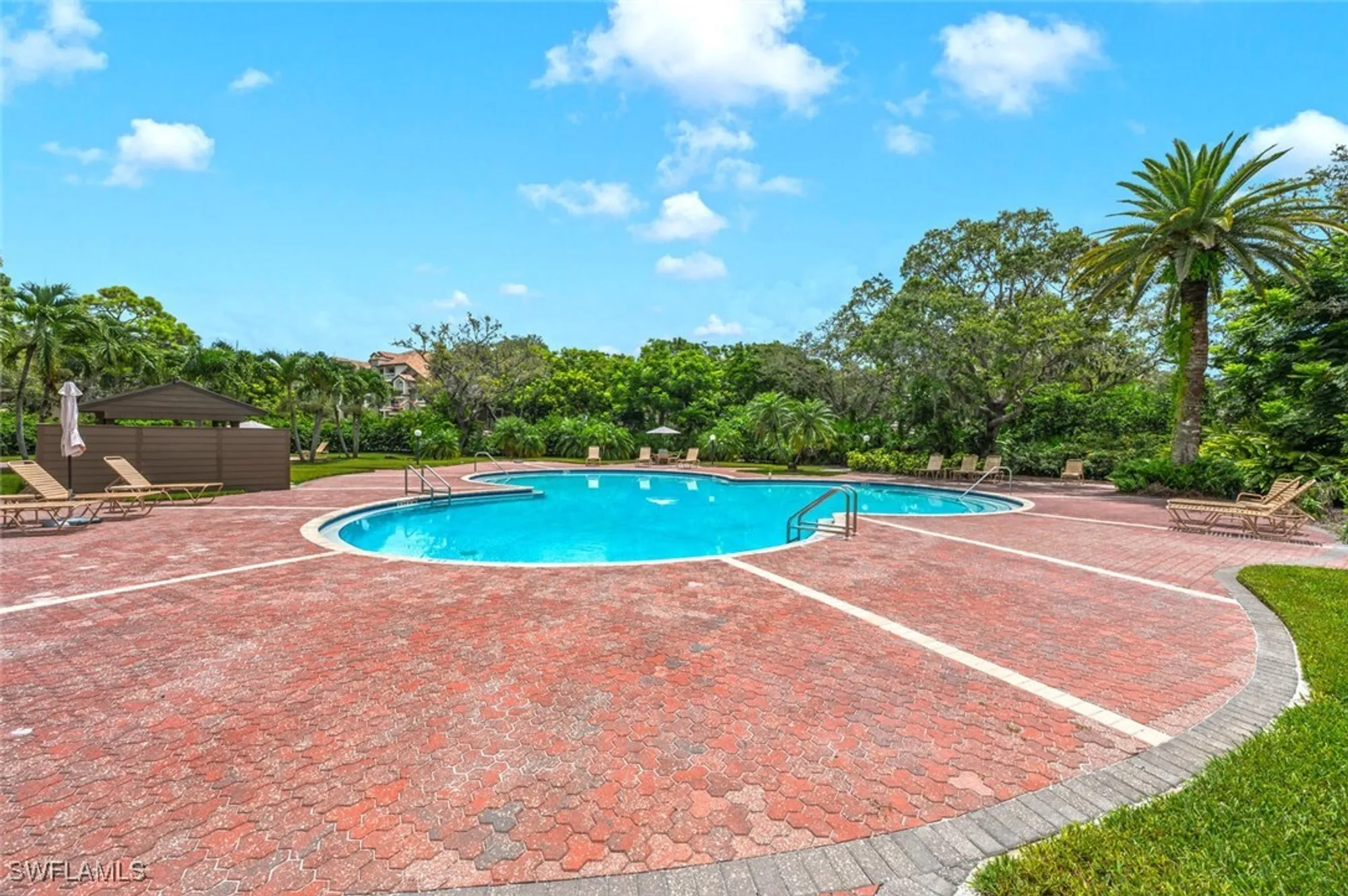 Property Slideshow image 36 of 50 | 26901 wedgewood dr 101, Bonita Springs, FL, 34134