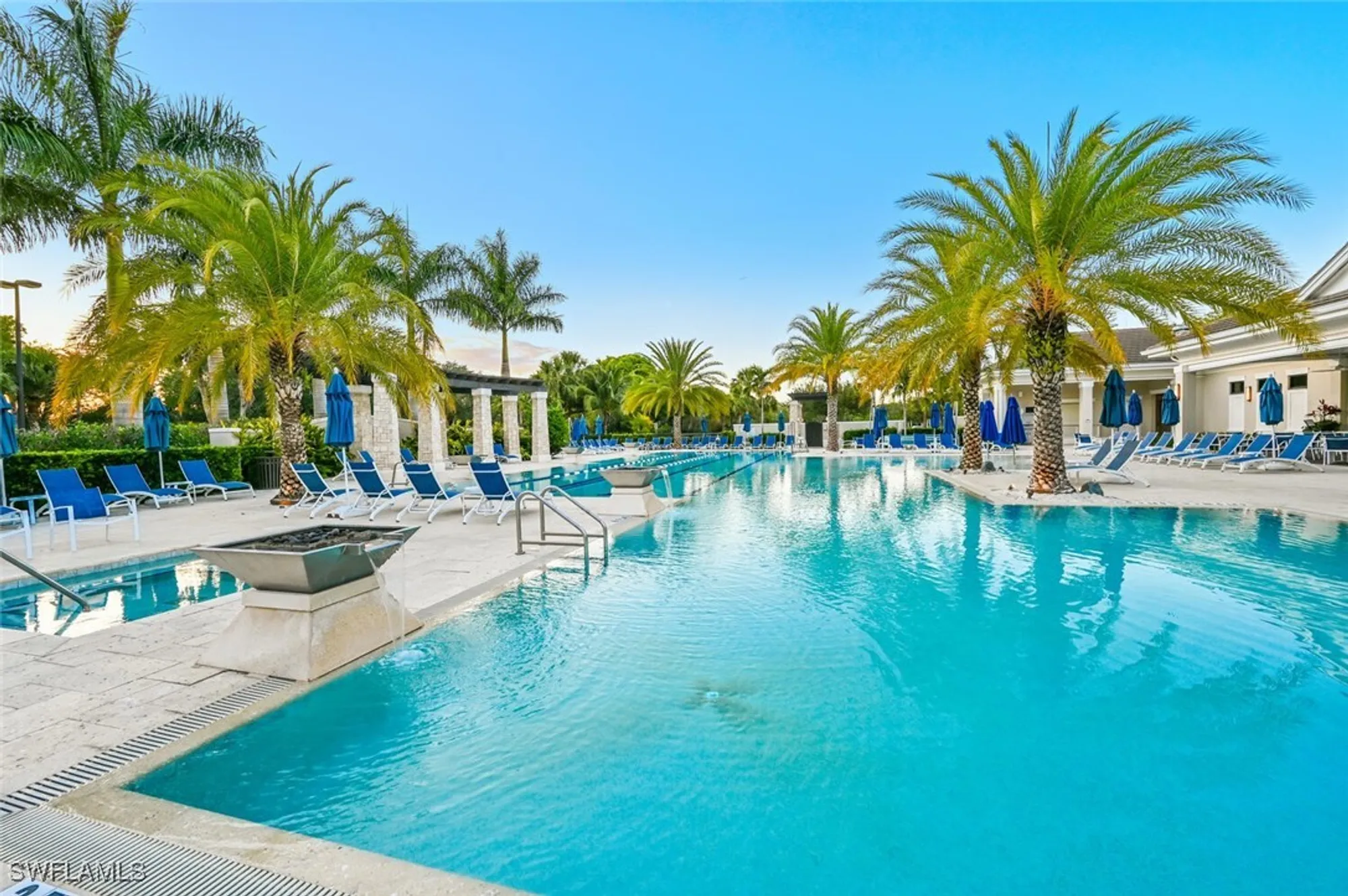 Property Slideshow image 45 of 50 | 26901 wedgewood dr 101, Bonita Springs, FL, 34134