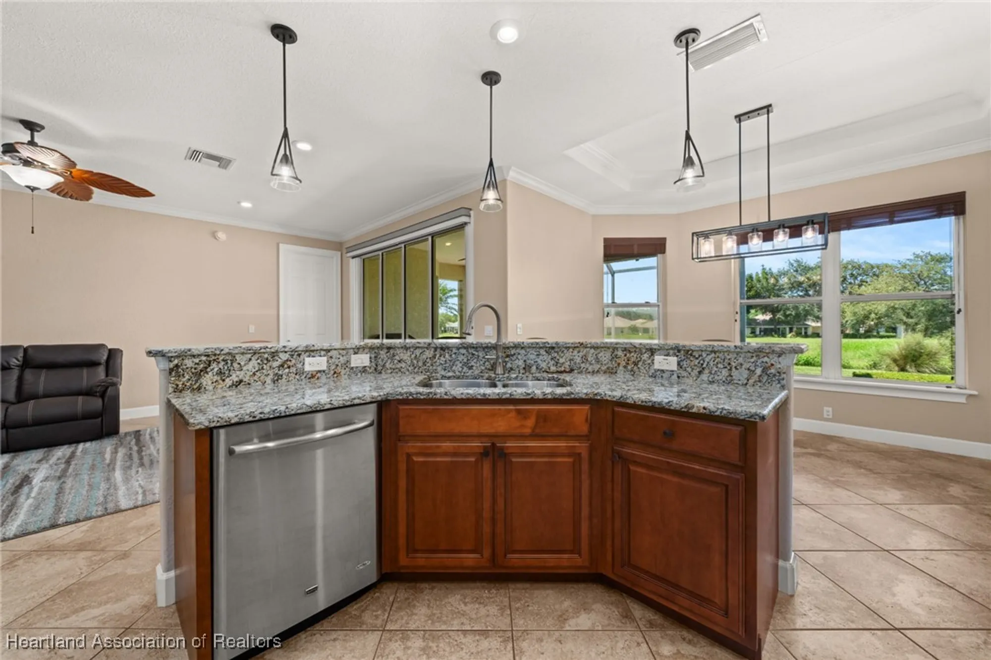 Property Slideshow image 14 of 48 | 5056 birkdale dr, Avon Park, FL, 33825