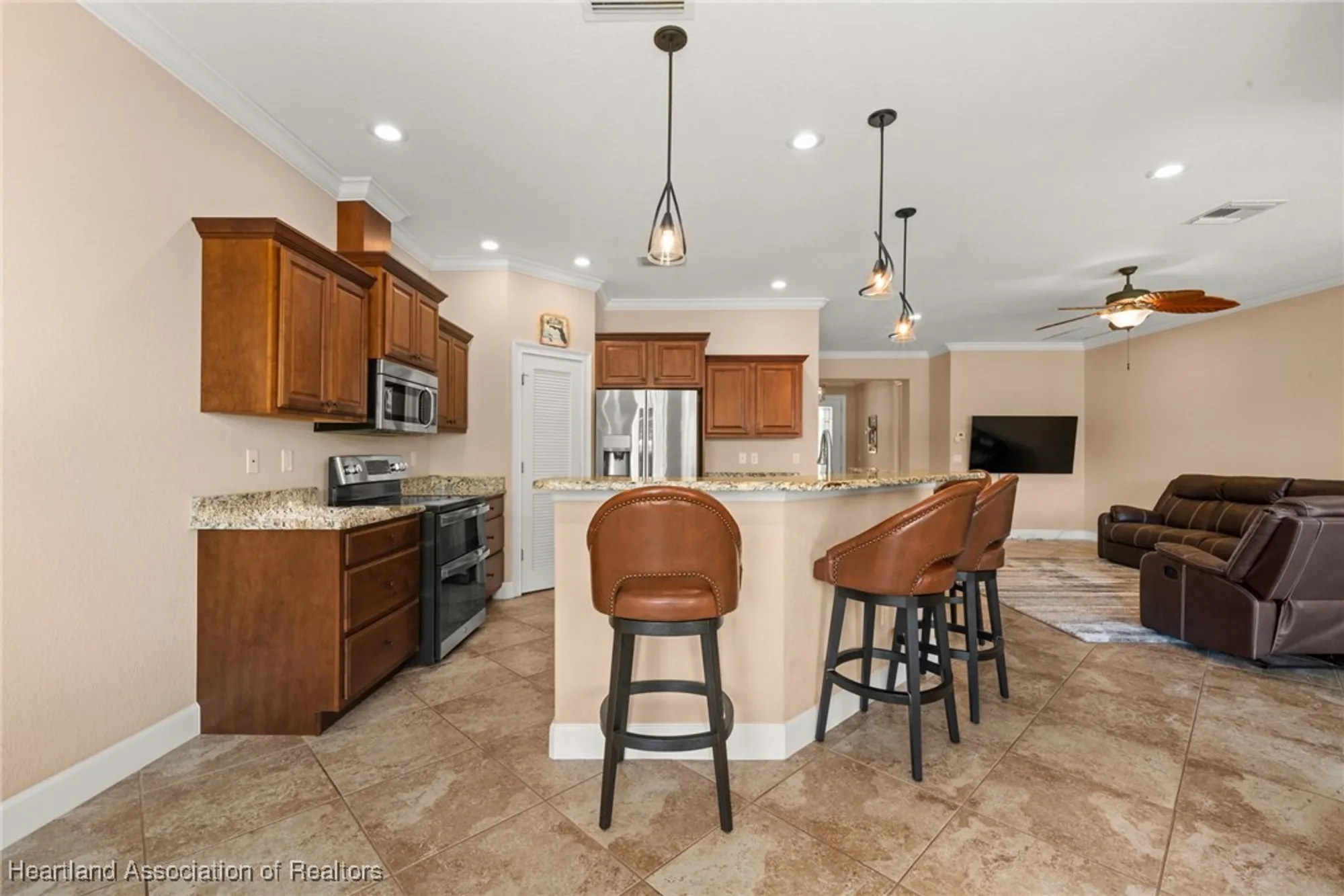 Property Slideshow image 12 of 48 | 5056 birkdale dr, Avon Park, FL, 33825