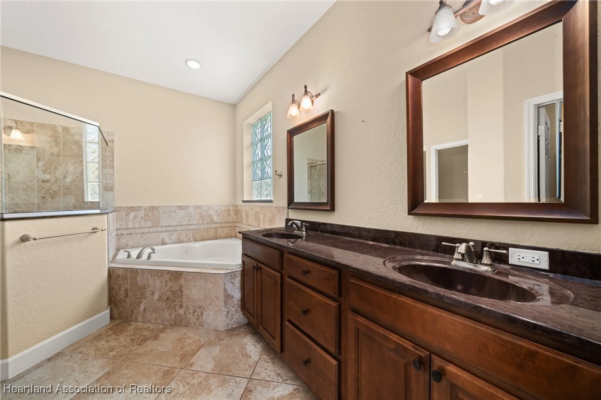 Property Slideshow image 24 of 48 | 5056 birkdale dr, Avon Park, FL, 33825