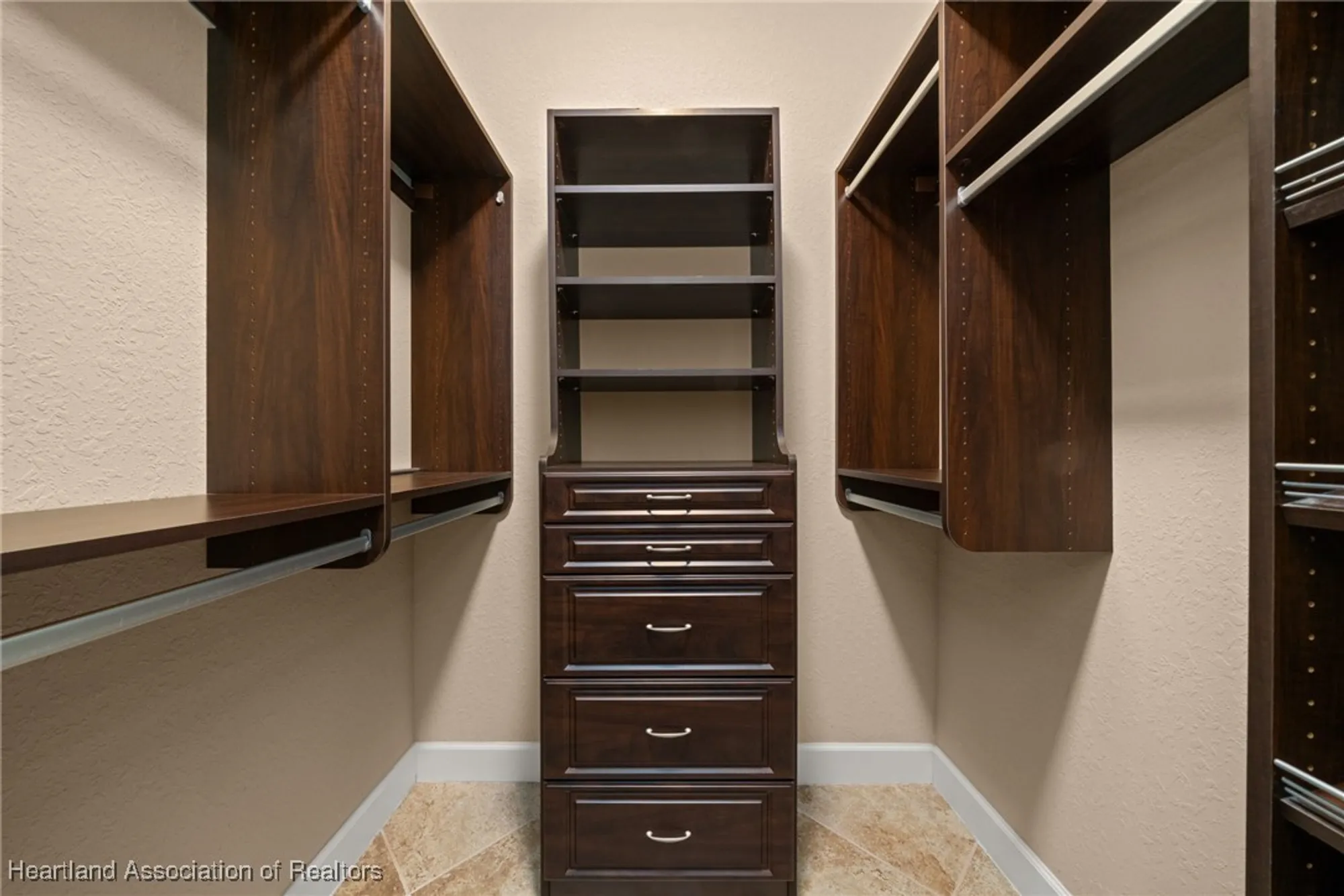 Property Slideshow image 23 of 48 | 5056 birkdale dr, Avon Park, FL, 33825