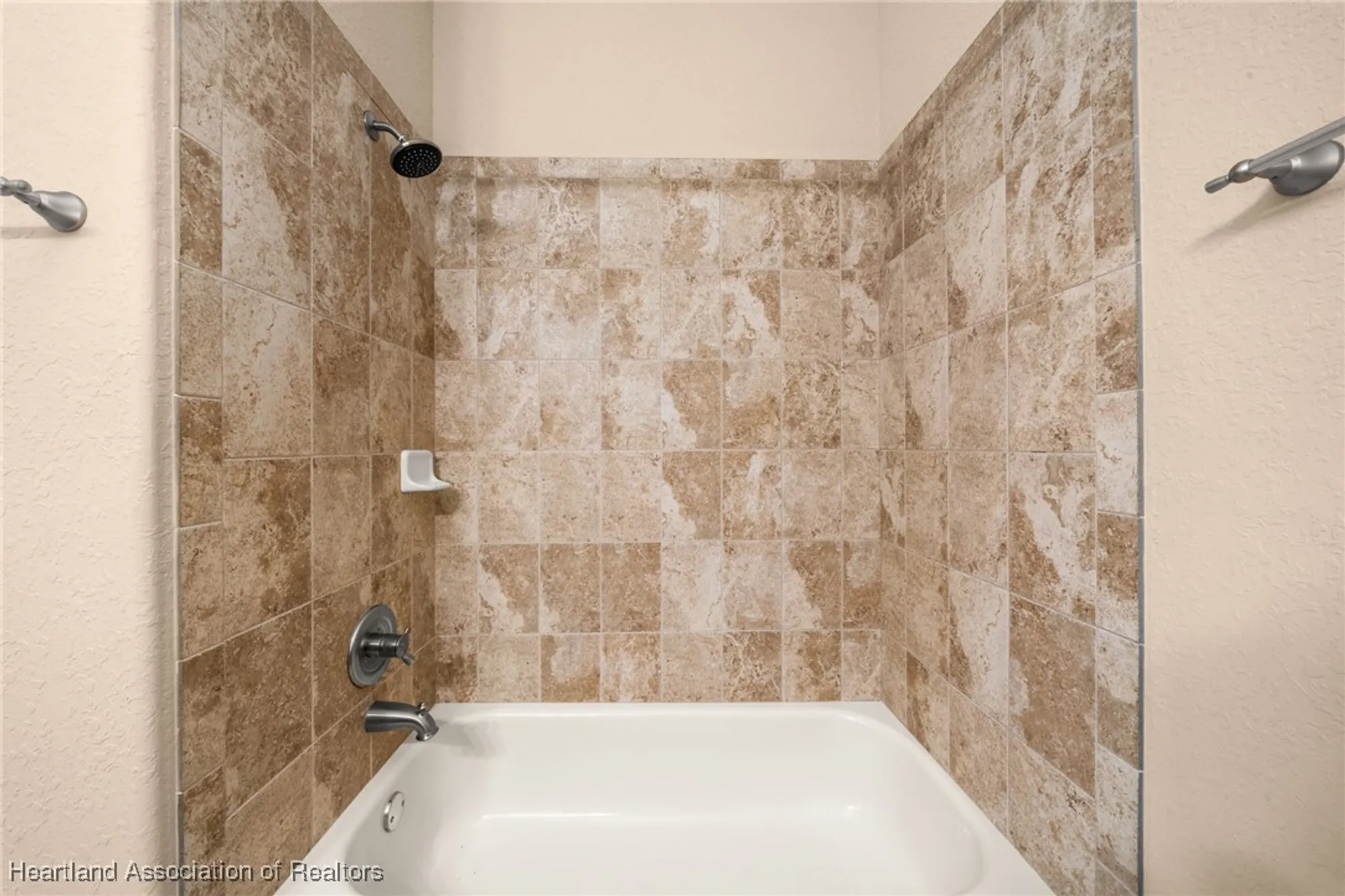 Property Slideshow image 31 of 48 | 5056 birkdale dr, Avon Park, FL, 33825