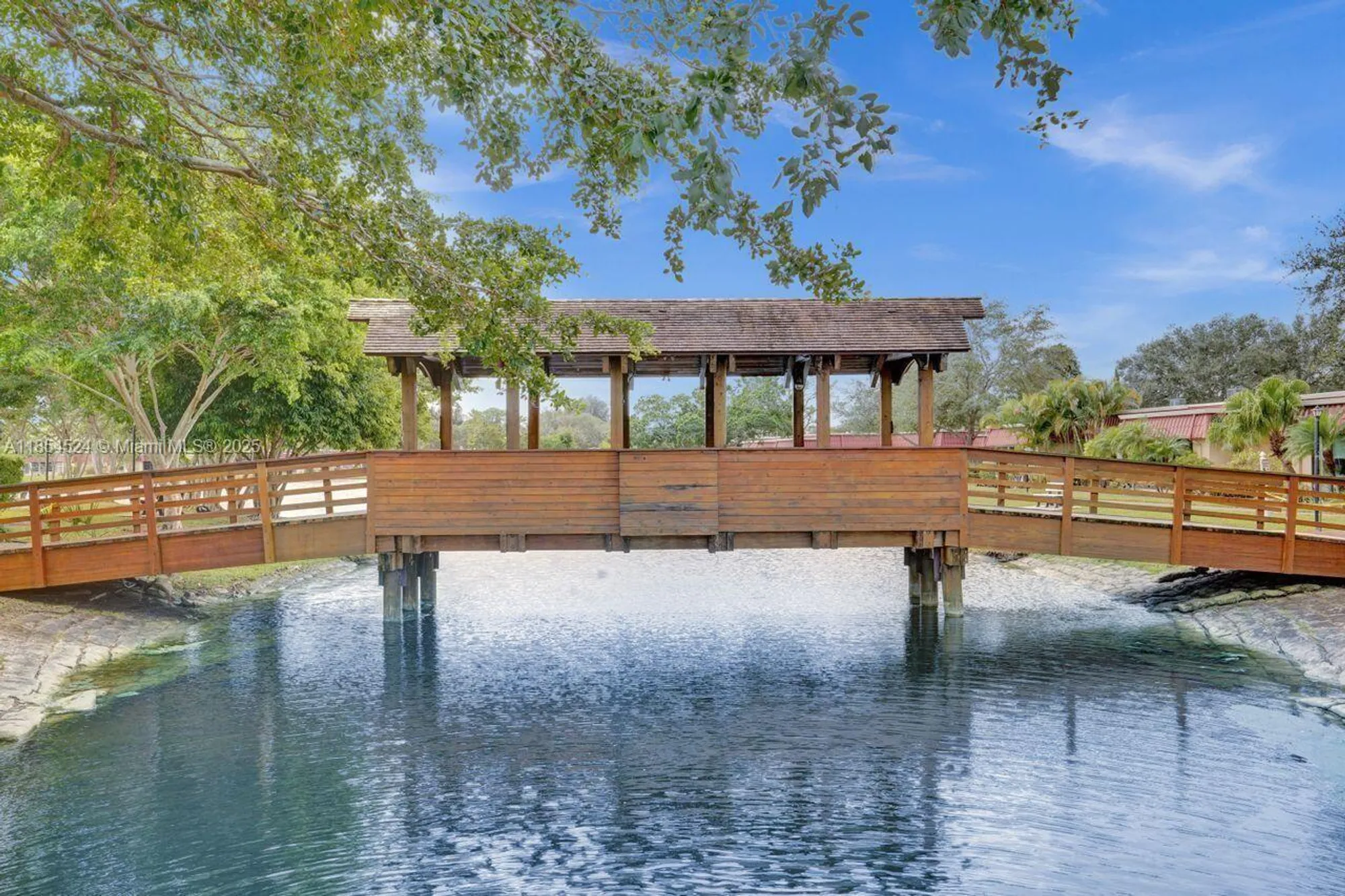 Property Slideshow image 43 of 44 | 604 laconia cir b, Lake Worth, FL, 33467