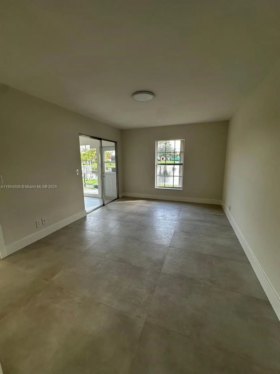 Property Slideshow image 10 of 38 | 316 cape cod cir b, Lake Worth, FL, 33467