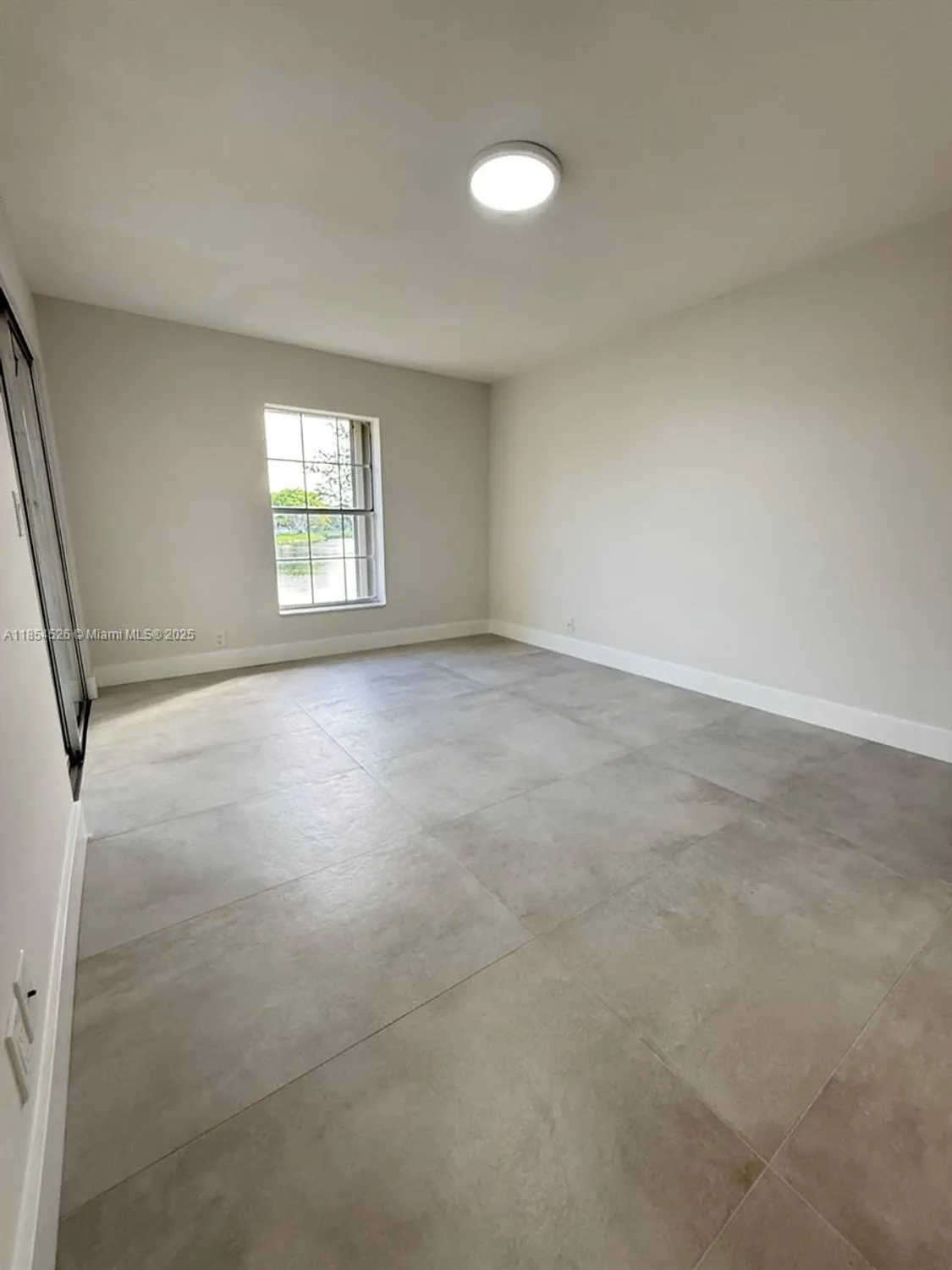 Property Slideshow image 11 of 38 | 316 cape cod cir b, Lake Worth, FL, 33467