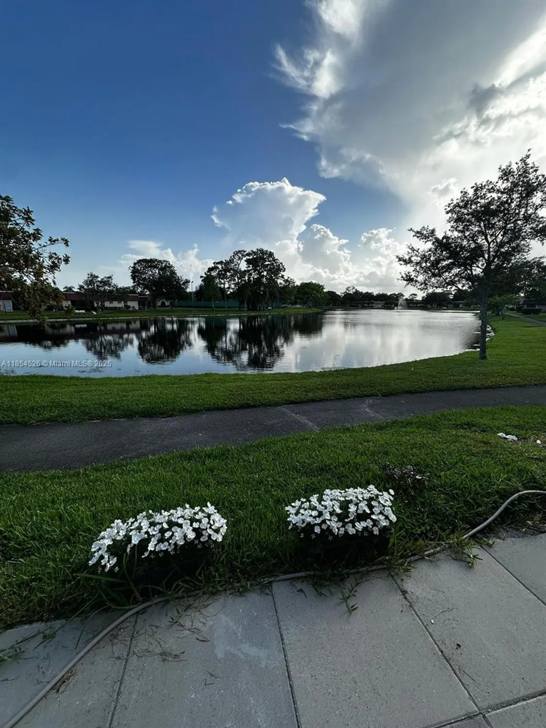 Property Slideshow image 21 of 38 | 316 cape cod cir b, Lake Worth, FL, 33467