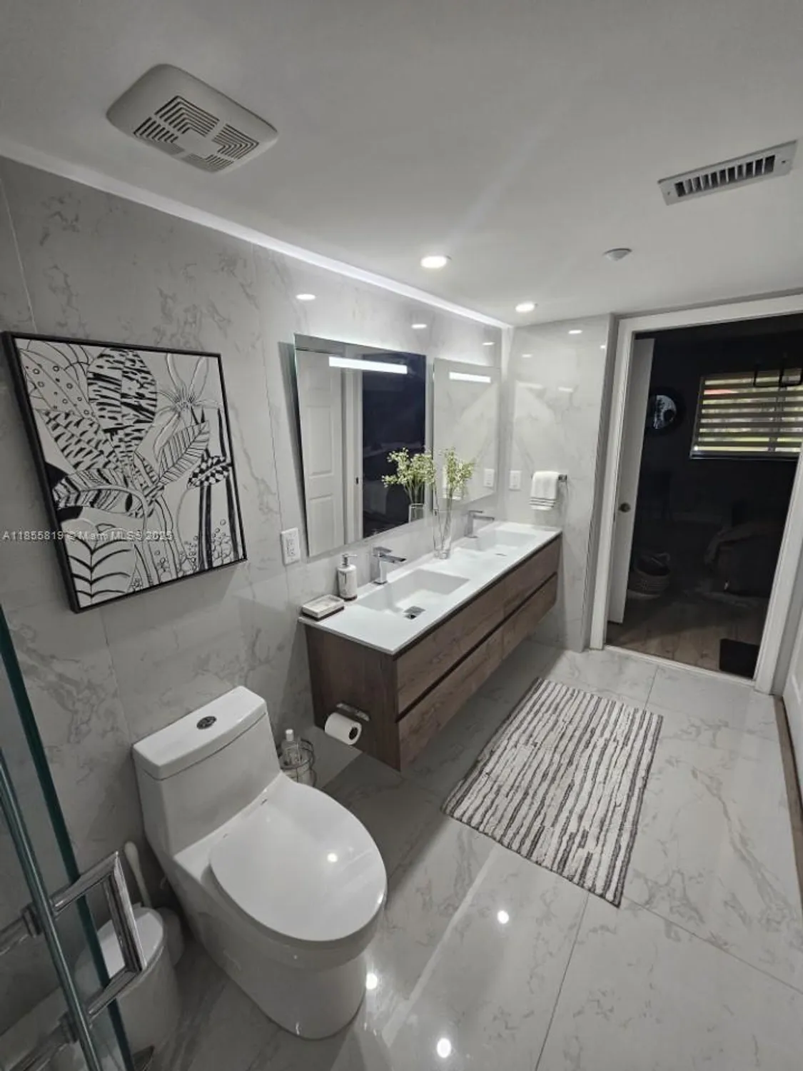 Property Slideshow image 16 of 37 | 7763 southampton ter apt 211, Tamarac, FL, 33321