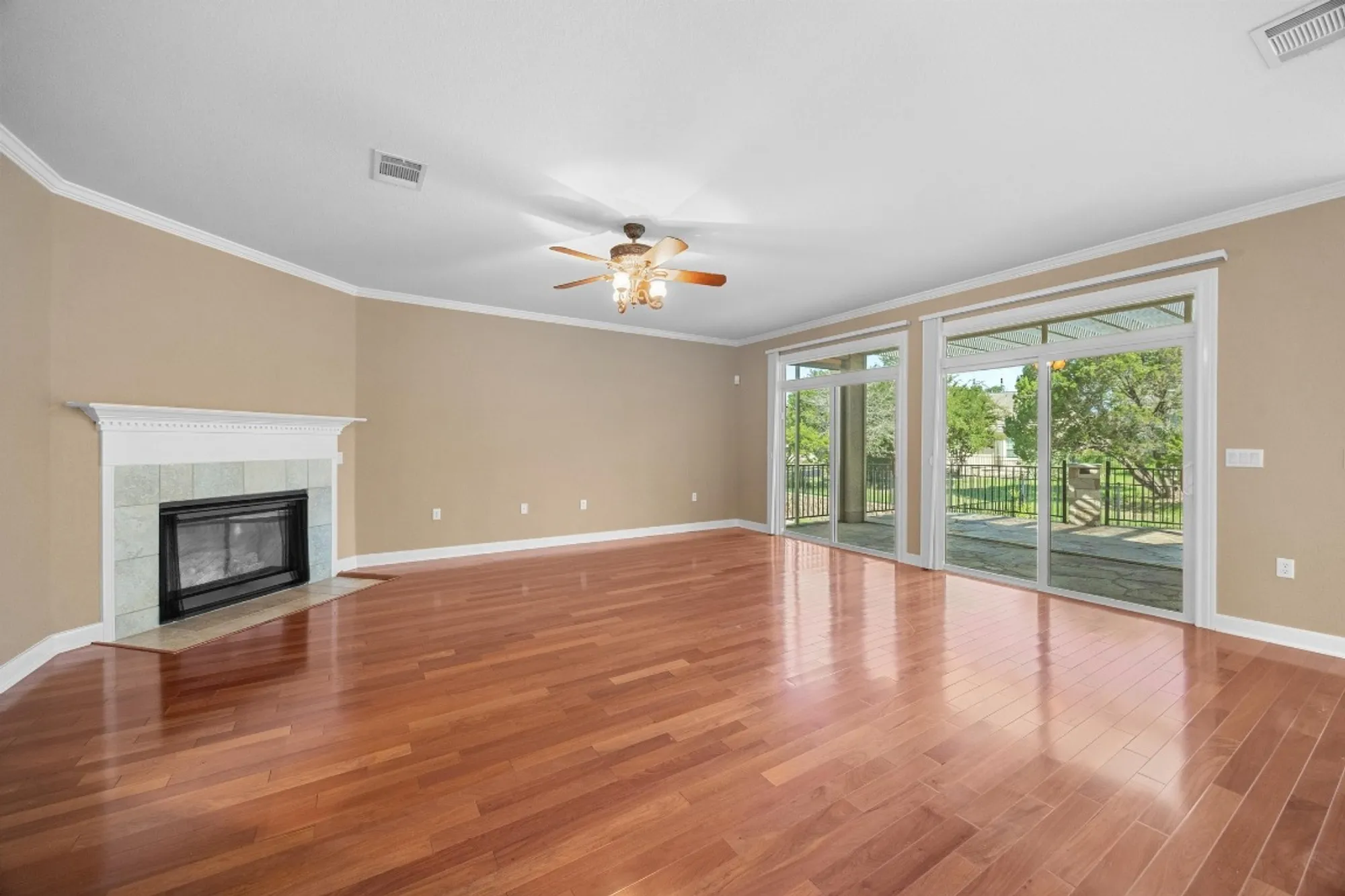 Property Slideshow image 15 of 39 | 416 palmetto dr, Georgetown, TX, 78633