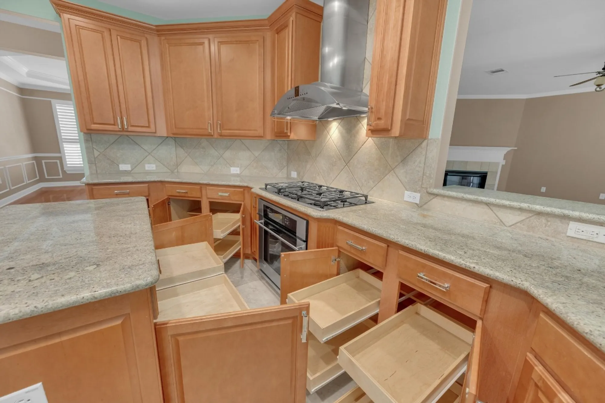 Property Slideshow image 19 of 39 | 416 palmetto dr, Georgetown, TX, 78633