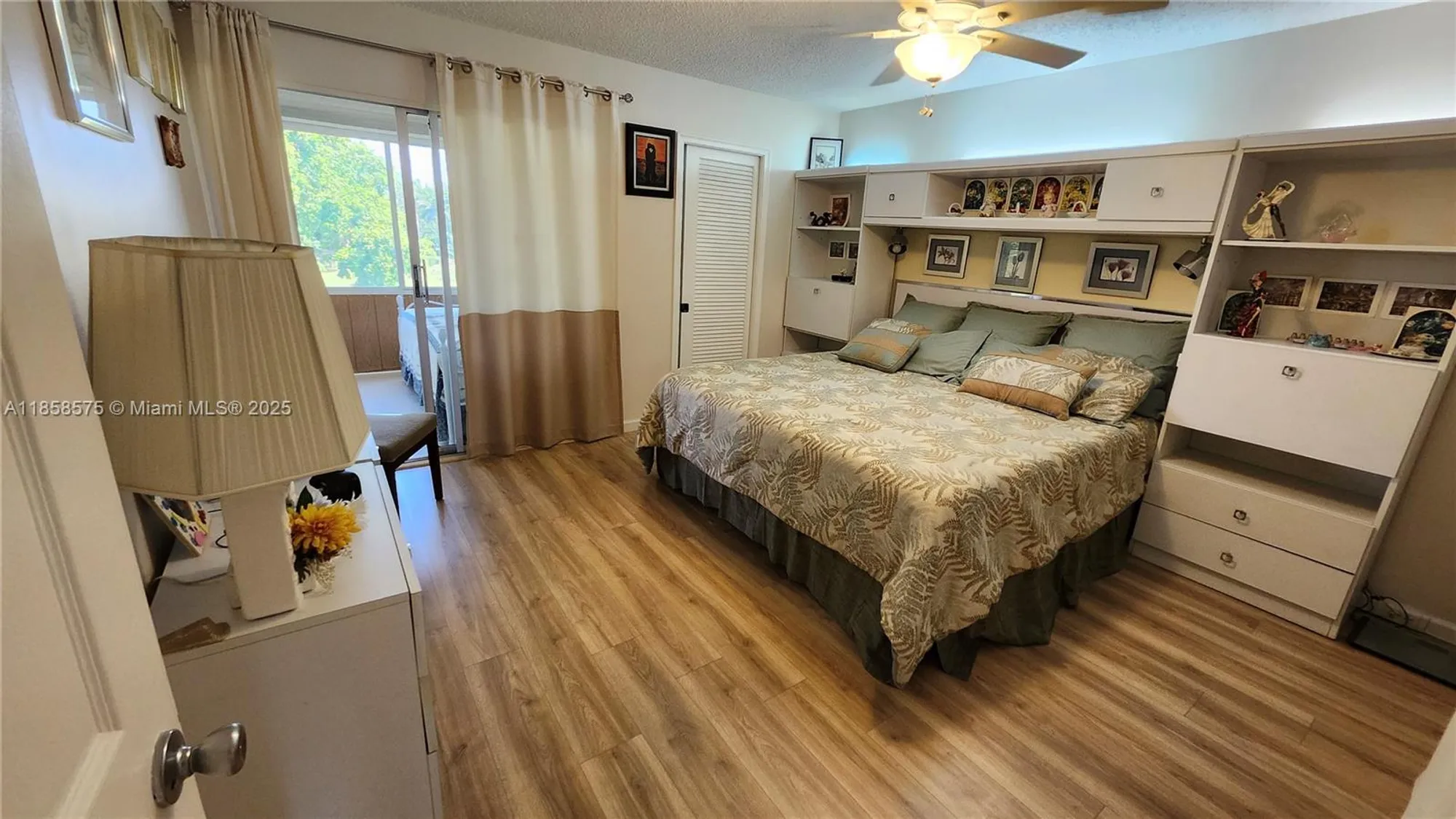 Property Slideshow image 12 of 40 | 4047 lyndhurst k # 4047, Deerfield Beach, FL, 33442
