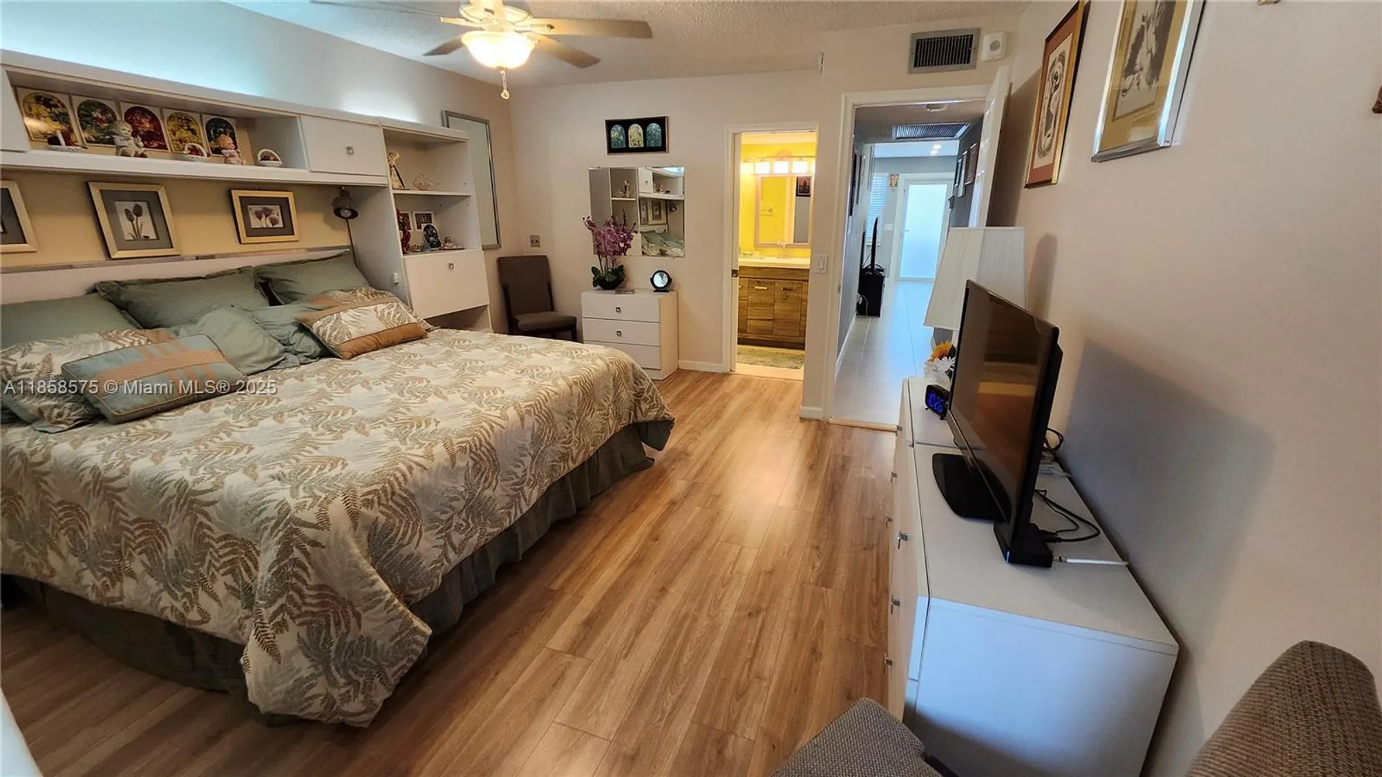 Property Slideshow image 13 of 40 | 4047 lyndhurst k # 4047, Deerfield Beach, FL, 33442