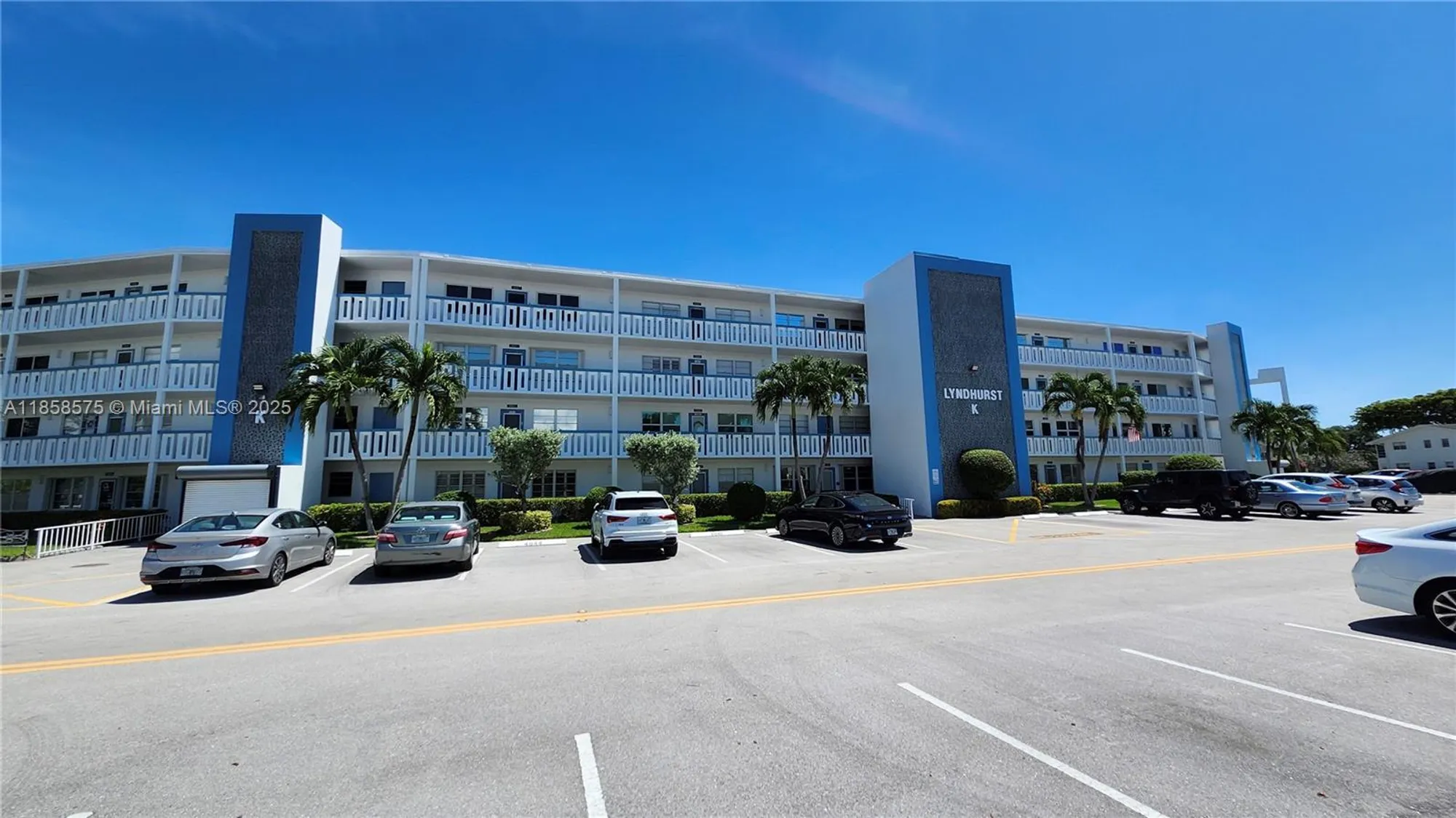 Property Slideshow image 25 of 40 | 4047 lyndhurst k # 4047, Deerfield Beach, FL, 33442