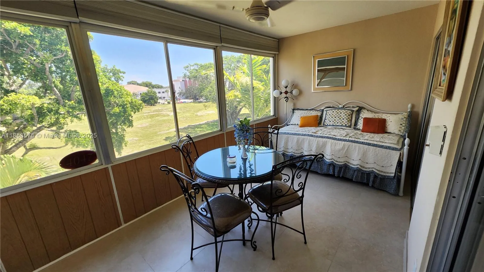 Property Slideshow image 20 of 40 | 4047 lyndhurst k # 4047, Deerfield Beach, FL, 33442