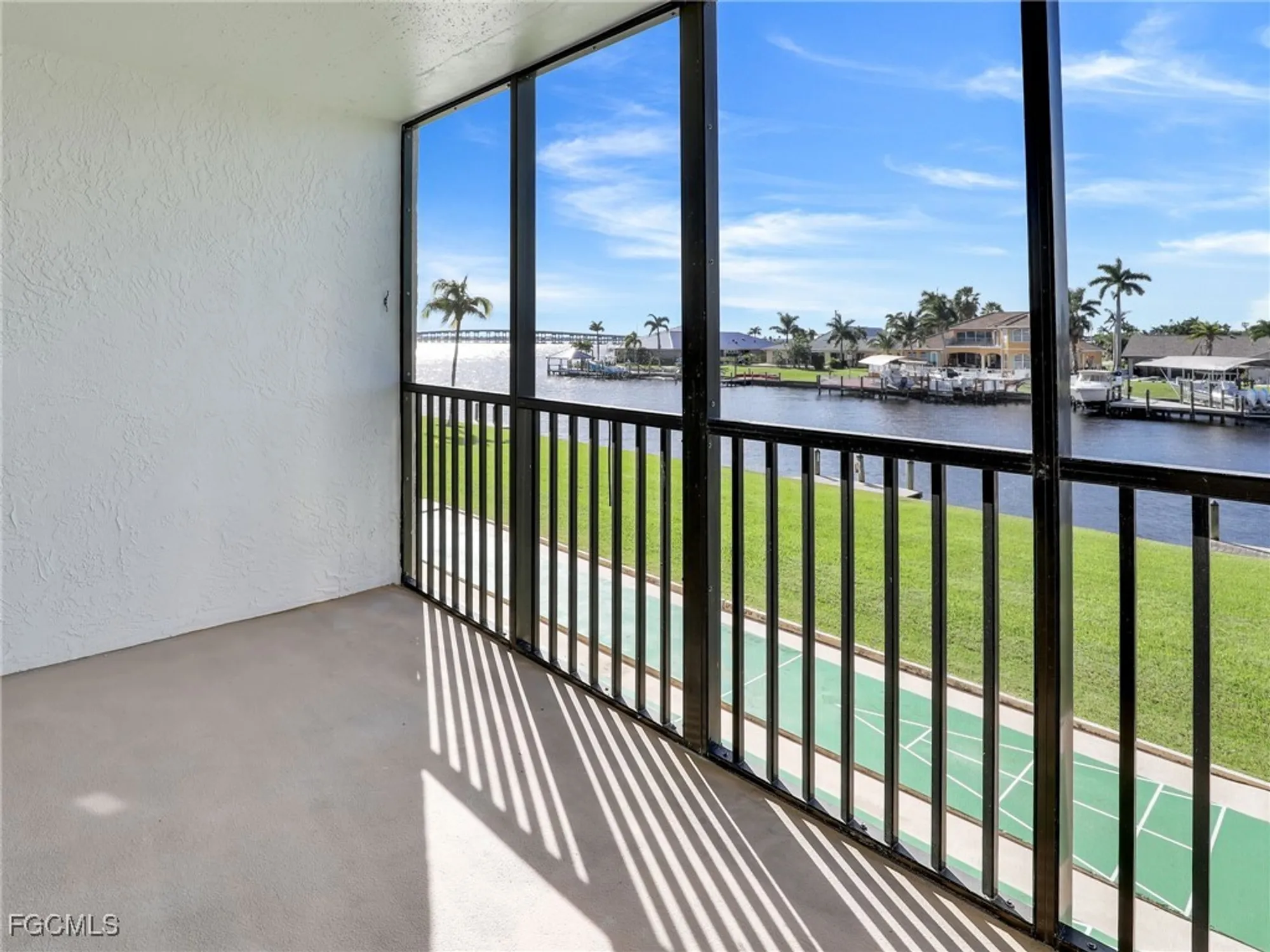 Property Slideshow image 27 of 28 | 4280 se 20th pl 207, Cape Coral, FL, 33904