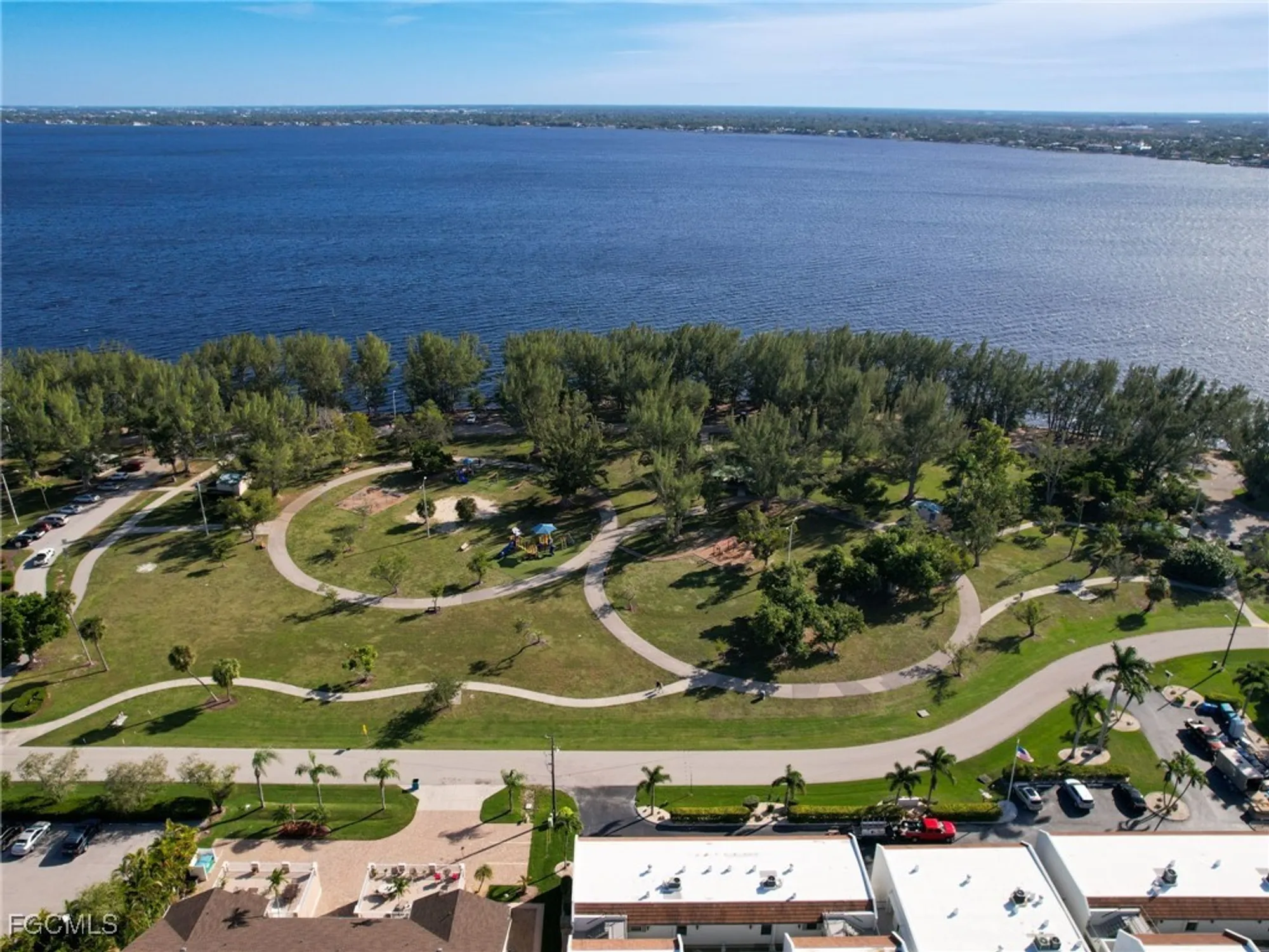 Property Slideshow image 4 of 28 | 4280 se 20th pl 207, Cape Coral, FL, 33904