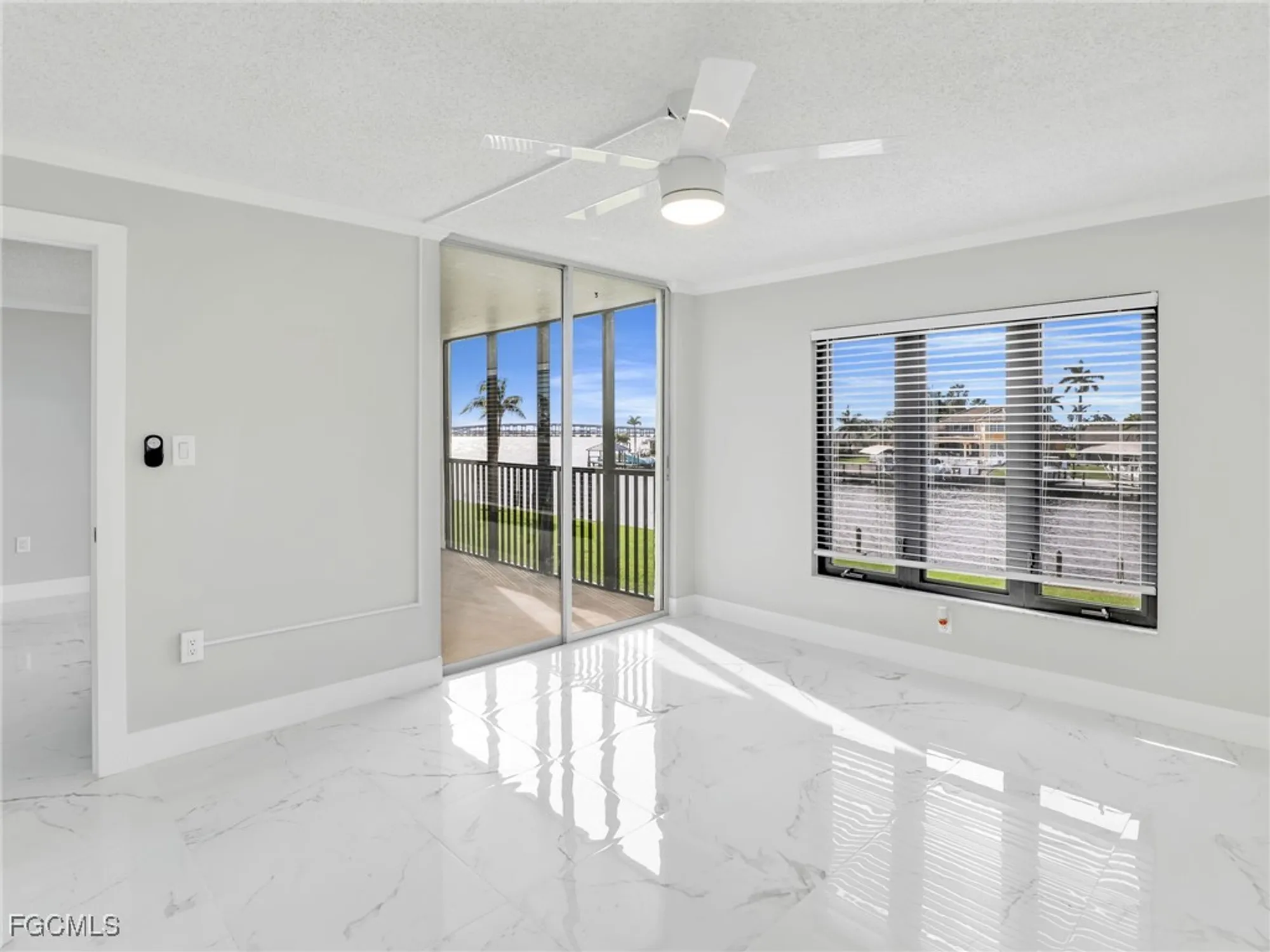 Property Slideshow image 7 of 28 | 4280 se 20th pl 207, Cape Coral, FL, 33904