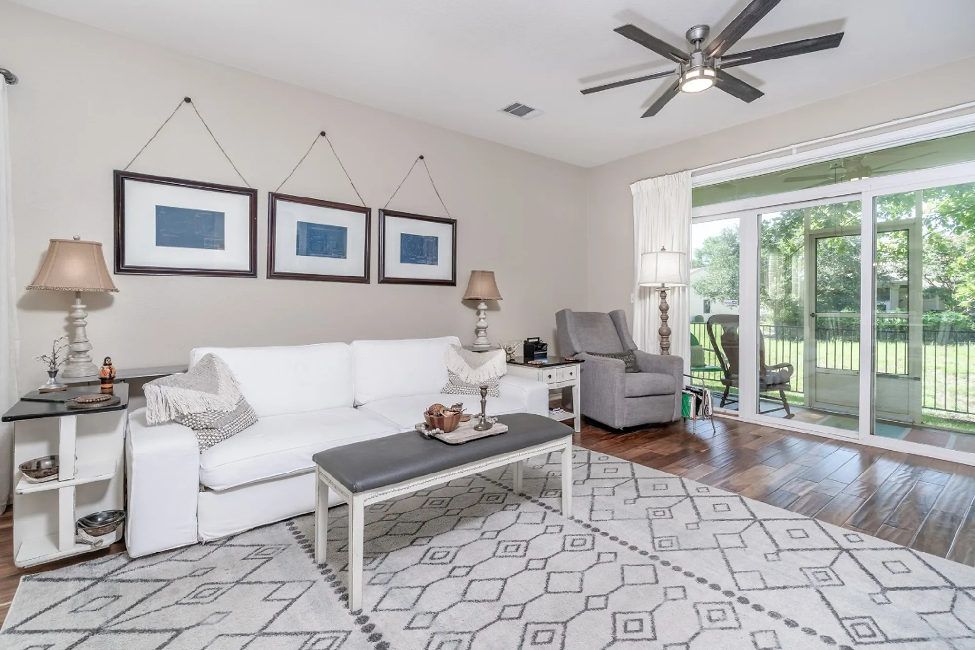 Property Slideshow image 13 of 26 | 113 honey creek trl, Georgetown, TX, 78633