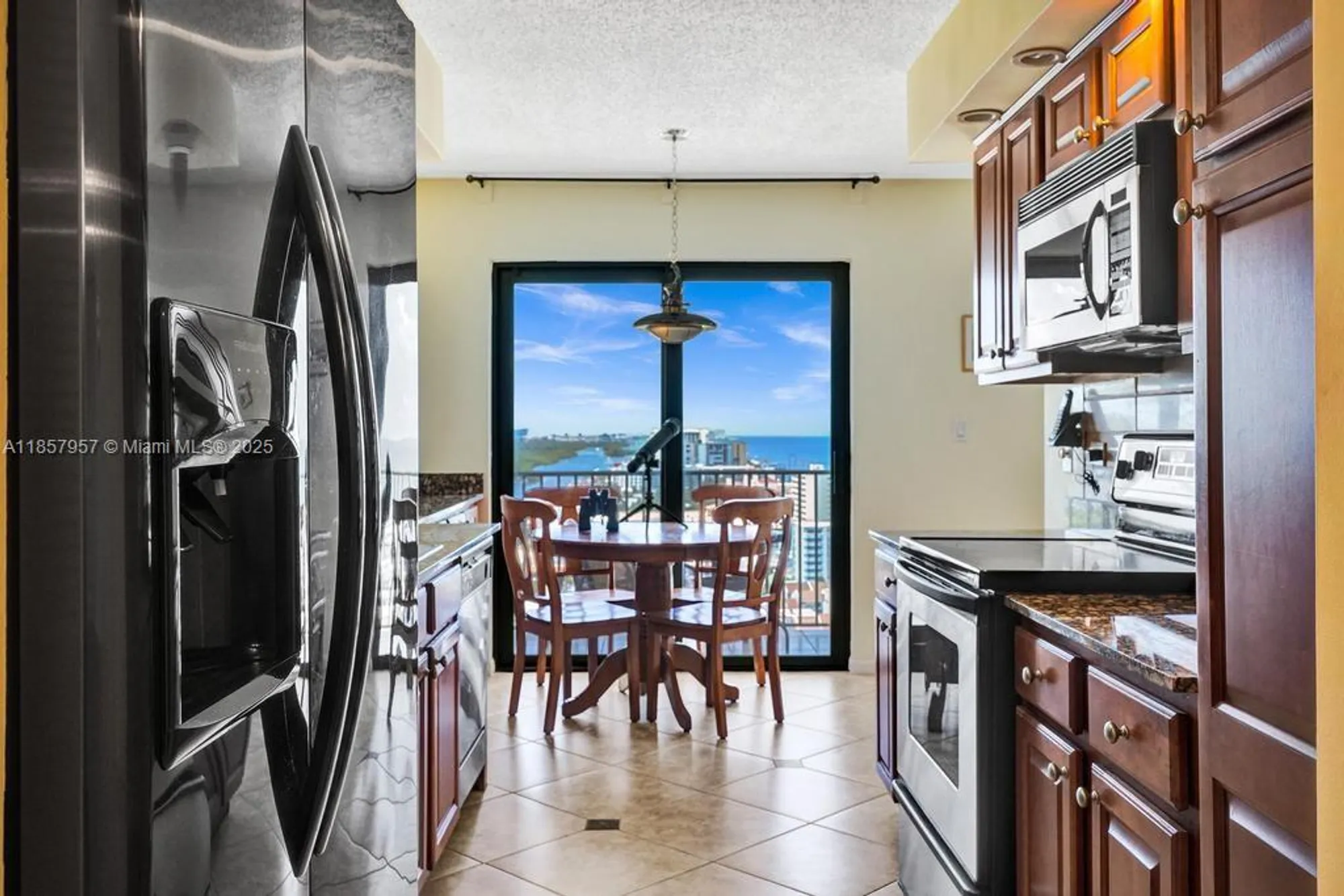 Property Slideshow image 10 of 77 | 1201 s ocean dr 2308n, Hollywood, FL, 33019