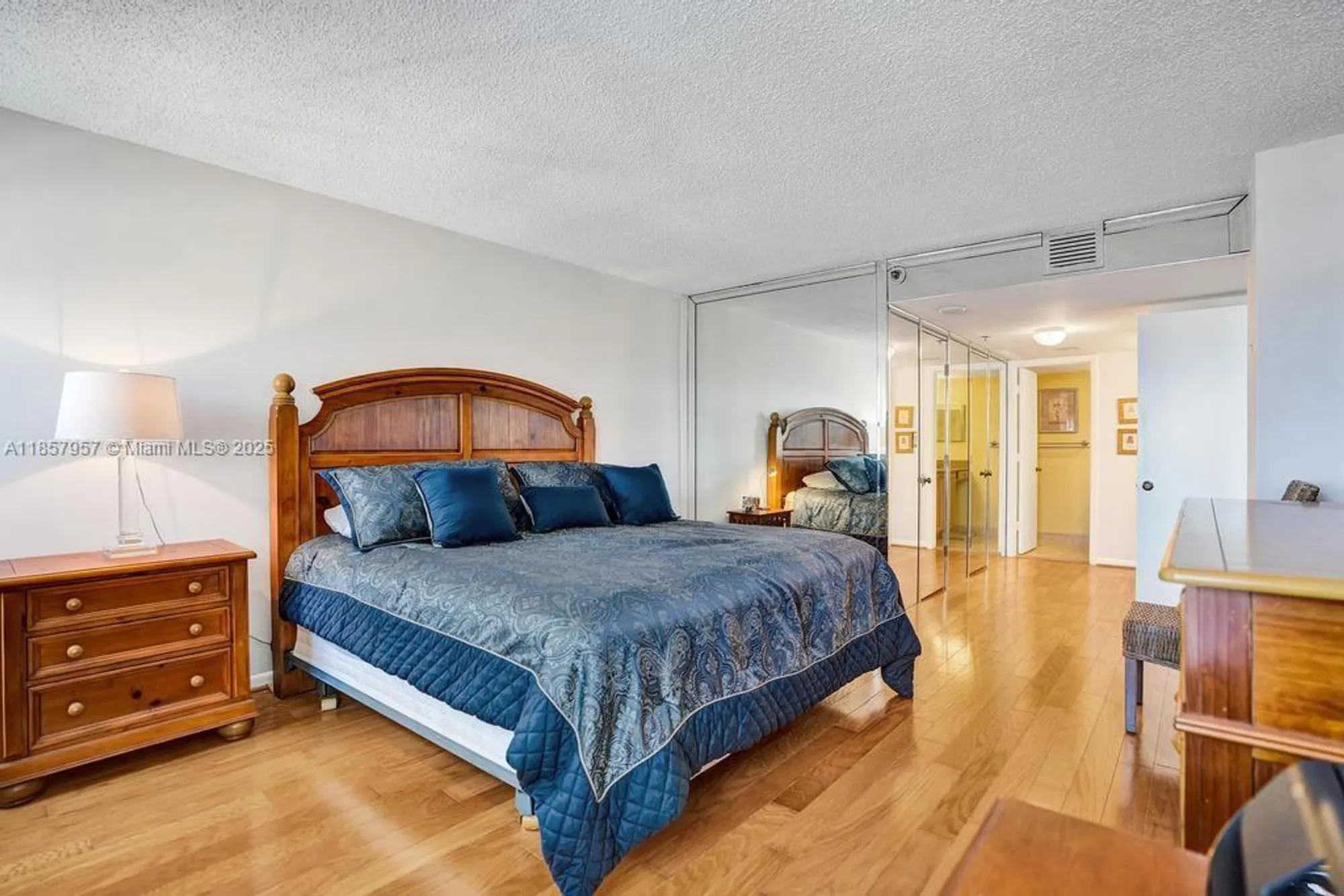 Property Slideshow image 23 of 77 | 1201 s ocean dr 2308n, Hollywood, FL, 33019