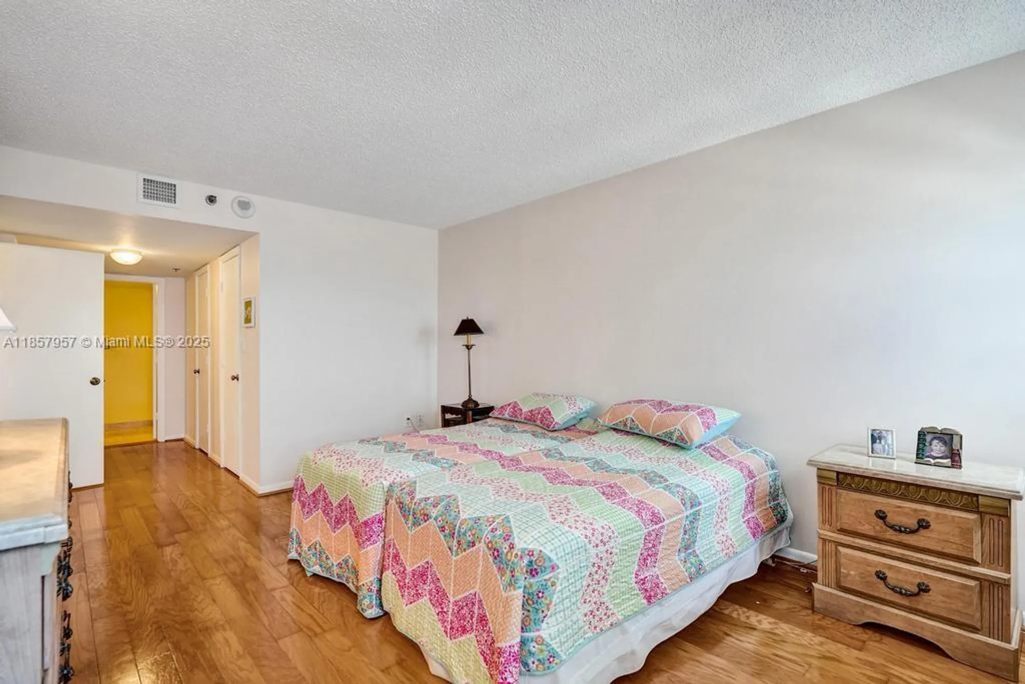 Property Slideshow image 33 of 77 | 1201 s ocean dr 2308n, Hollywood, FL, 33019