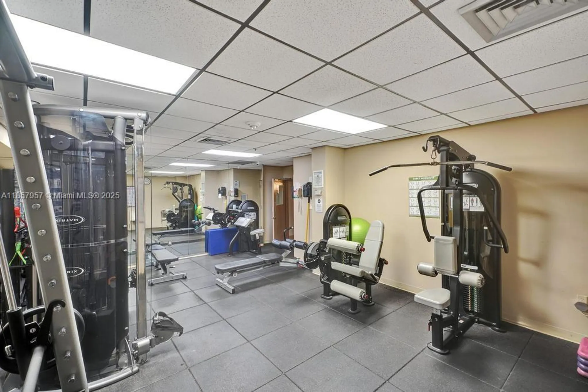 Property Slideshow image 67 of 77 | 1201 s ocean dr 2308n, Hollywood, FL, 33019