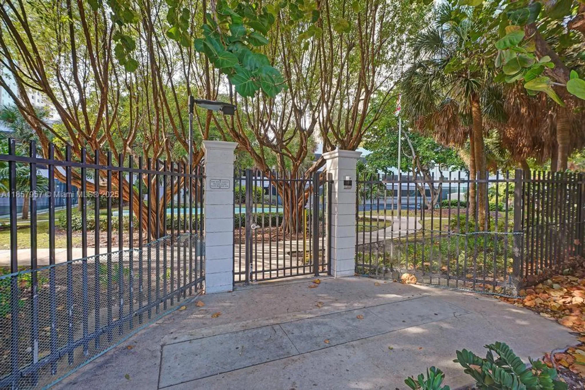 Property Slideshow image 62 of 77 | 1201 s ocean dr 2308n, Hollywood, FL, 33019