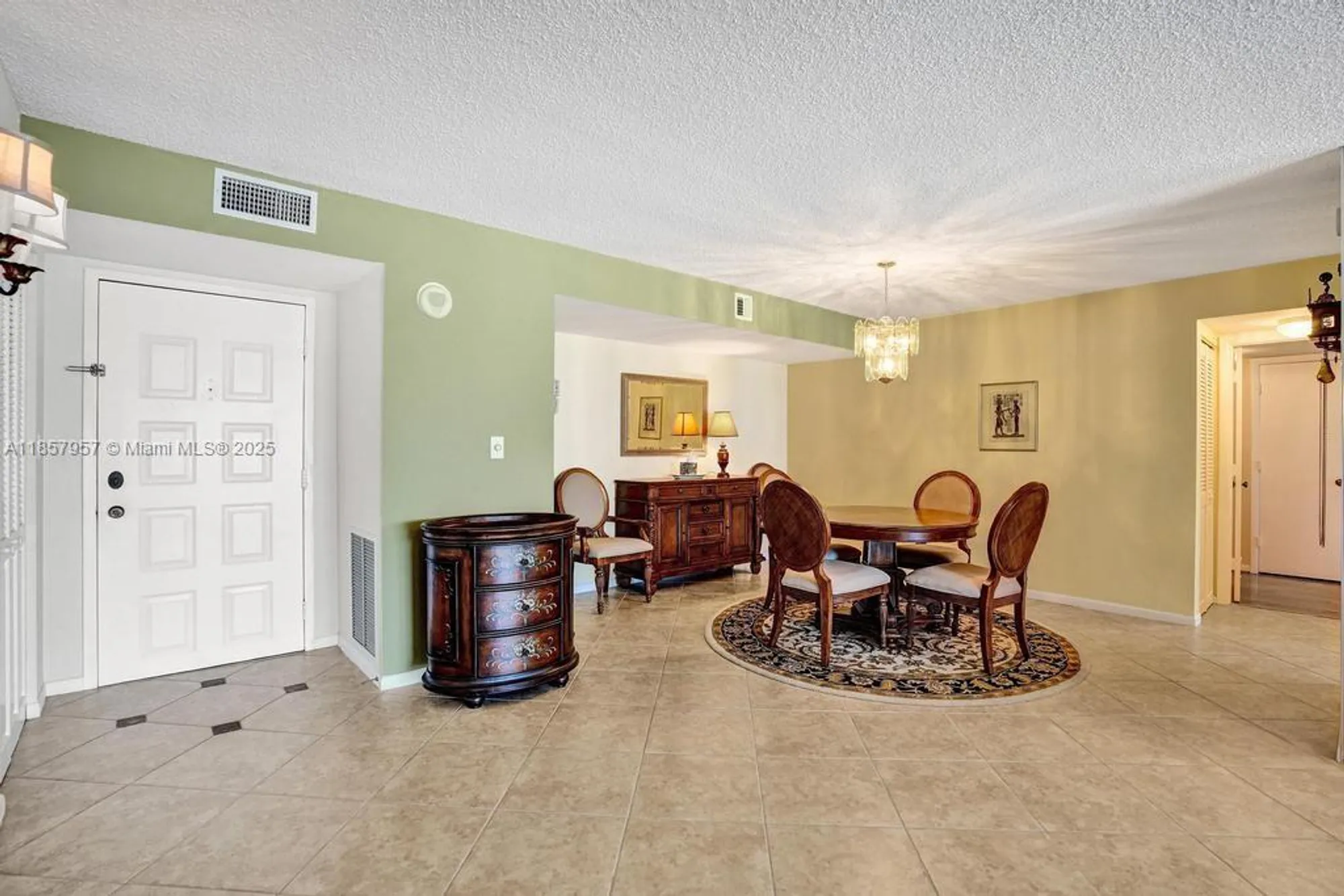 Property Slideshow image 9 of 77 | 1201 s ocean dr 2308n, Hollywood, FL, 33019