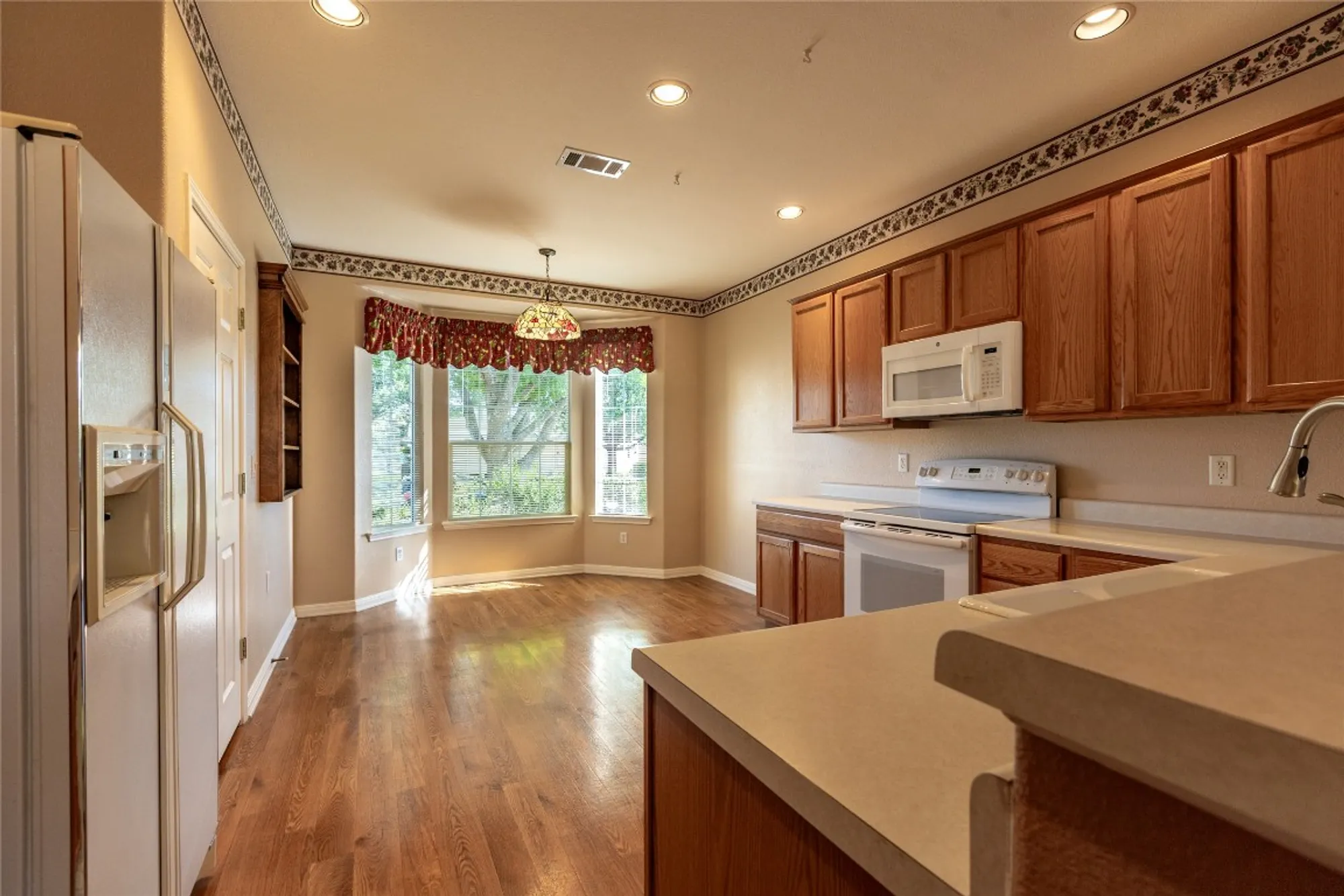 Property Slideshow image 15 of 30 | 117 dewberry dr, Georgetown, TX, 78633